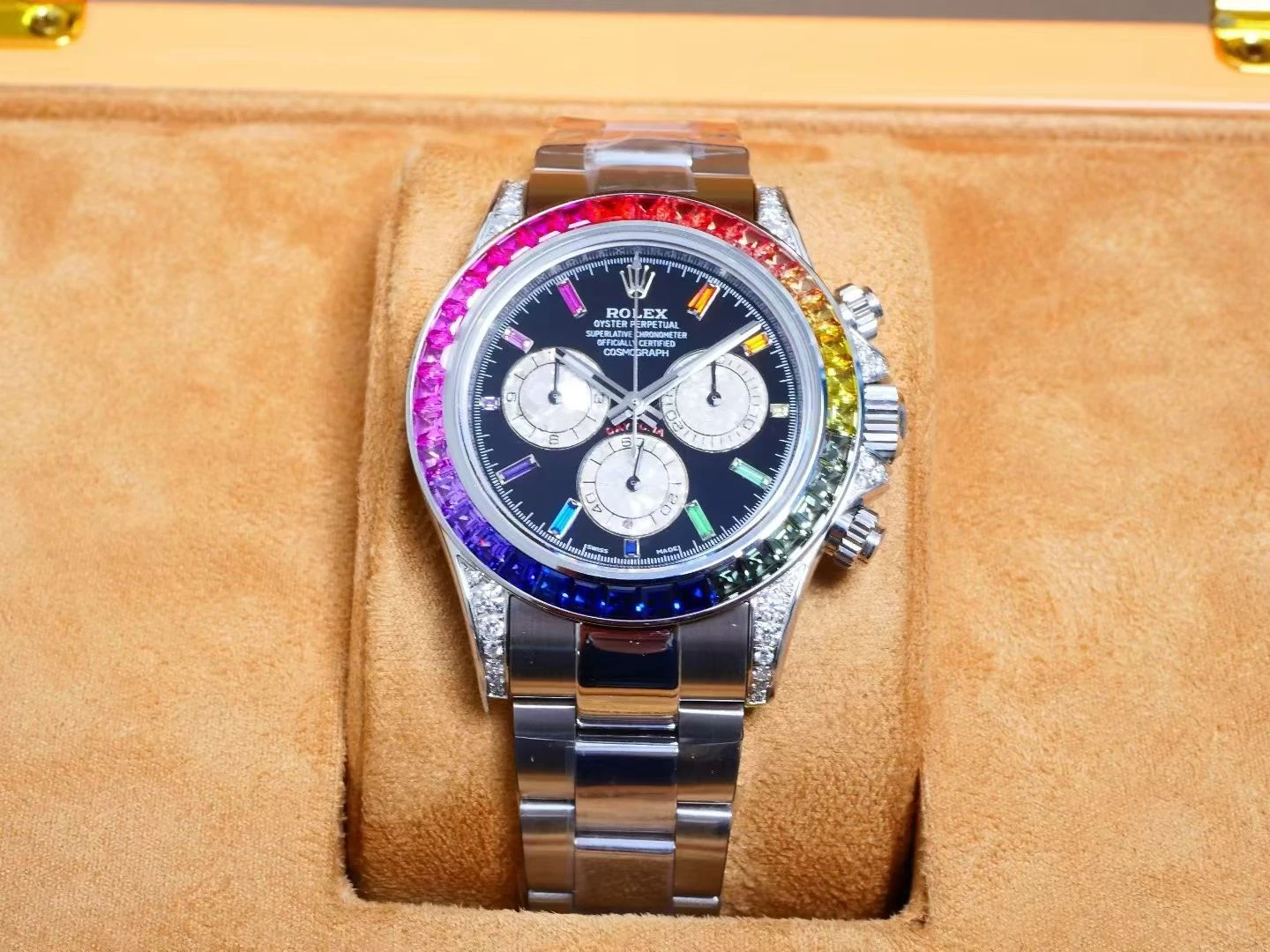 1ee1e8966b0757a AMO Watch