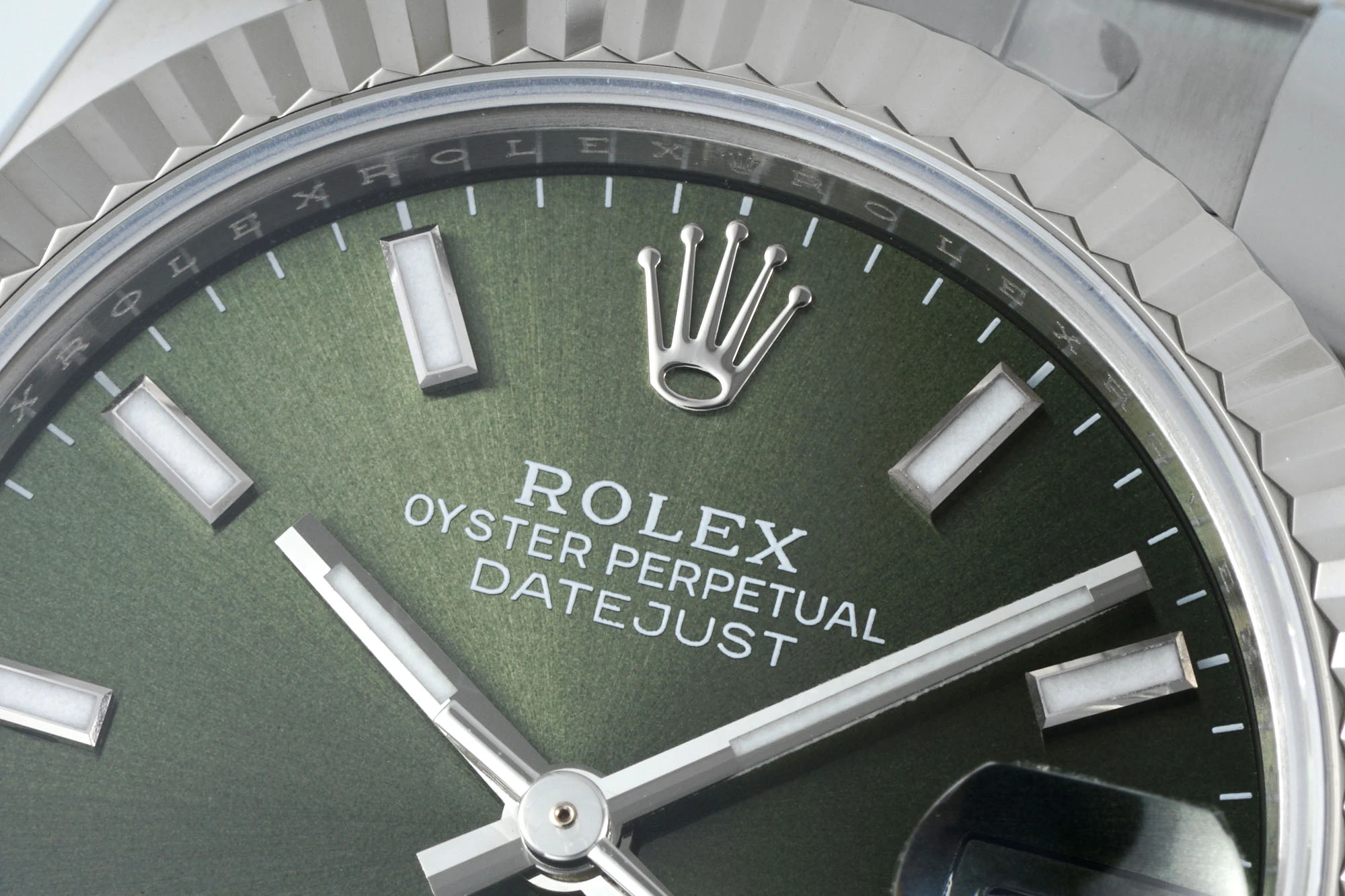 2703eca0b428da2 AMO Watch