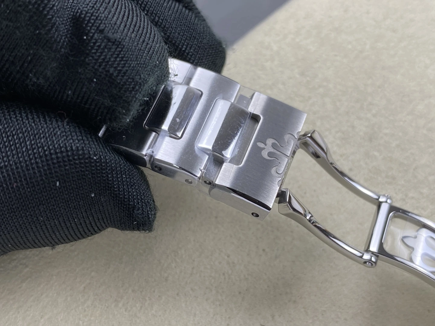 PP Nautilus 7118 Ladies DDF 1:1 Best Edition Gray Dial on SS Bracelet A324 Super Clone 39 2717ab4b0d19e78 AMO Watch