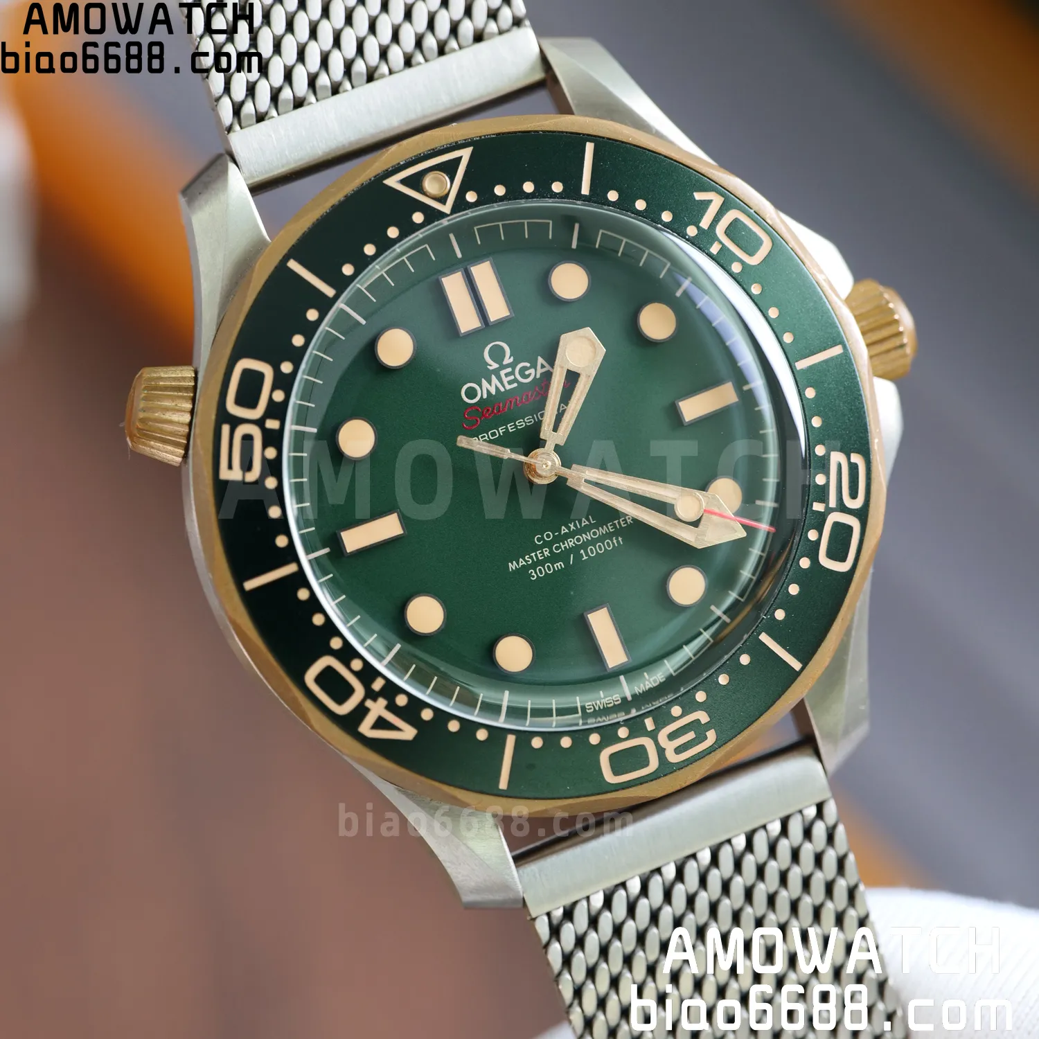 2b7219f2d906561 AMO Watch