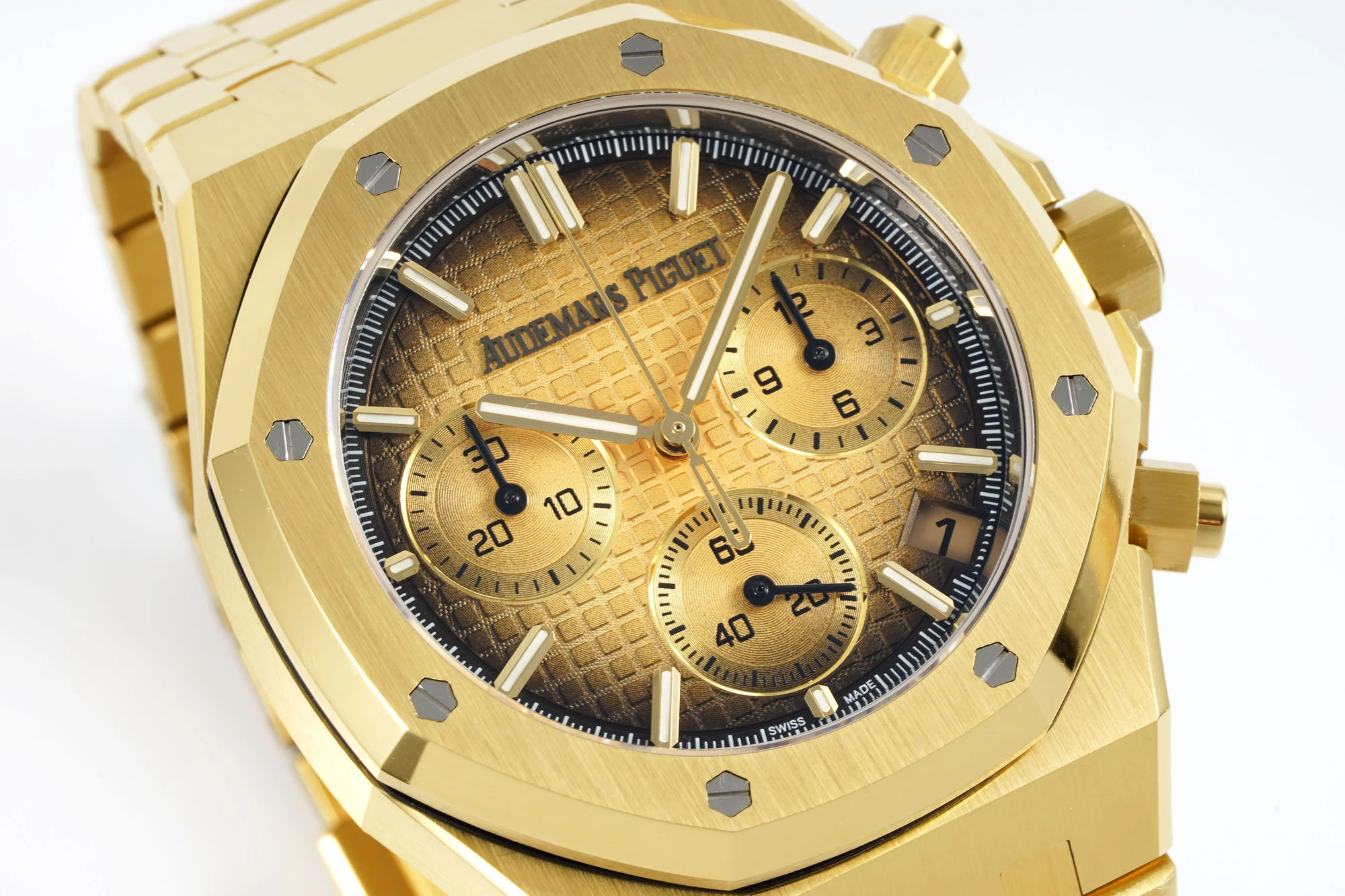 3076afc802c7046 AMO Watch