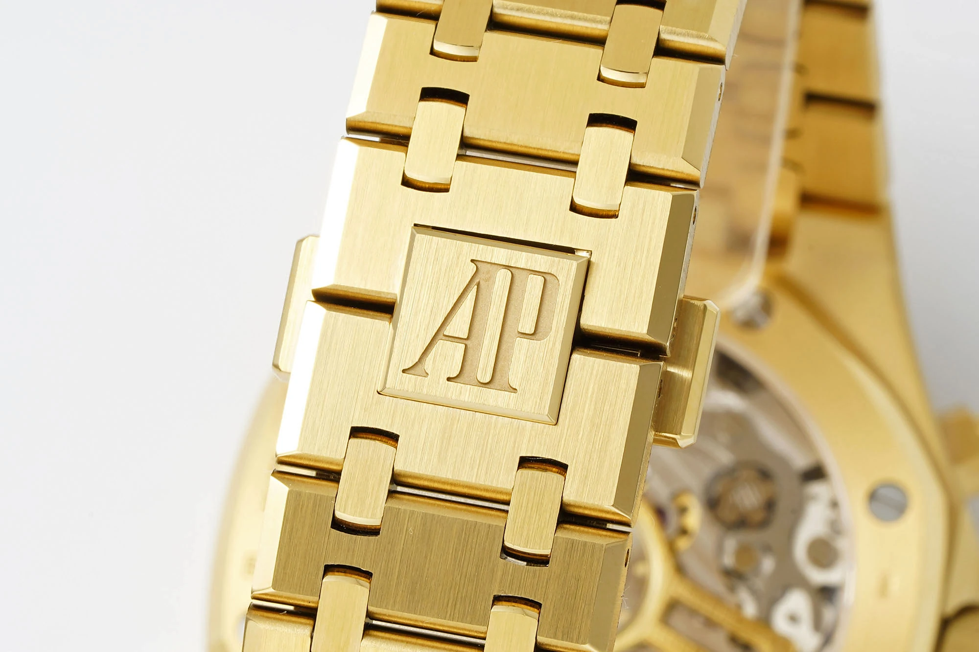 31d083abe43ecf9 AMO Watch