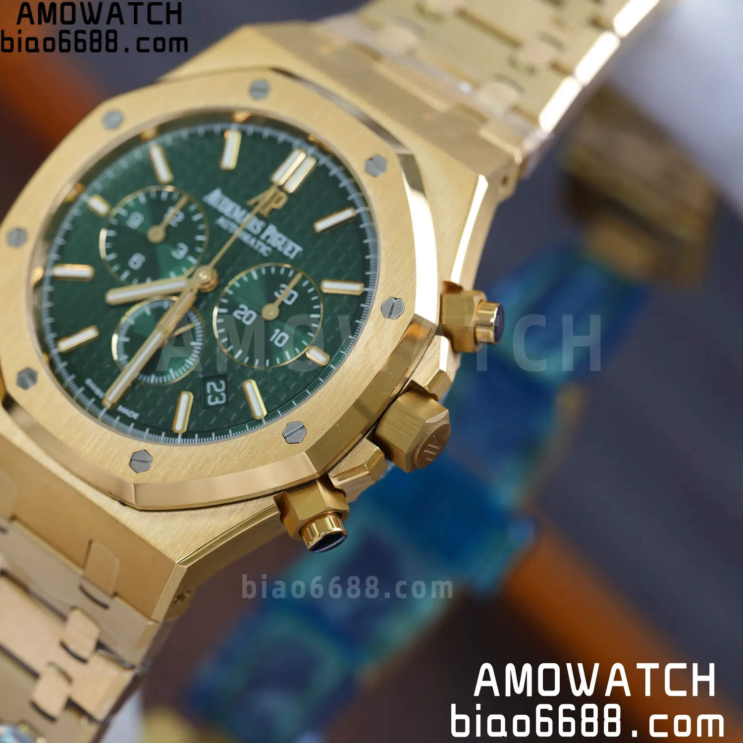 38c36fe3b51b7db AMO Watch