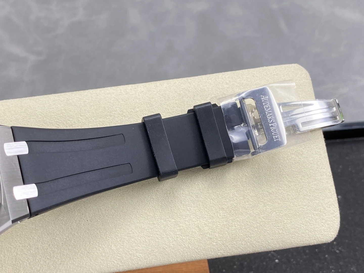 AP Royal Oak 41mm 15510ST SS DDF 1:1 Best Edition Black Dial on BlackRubber Strap SA4302 Super Clone 32 4cbd5b03a06fc8c AMO Watch