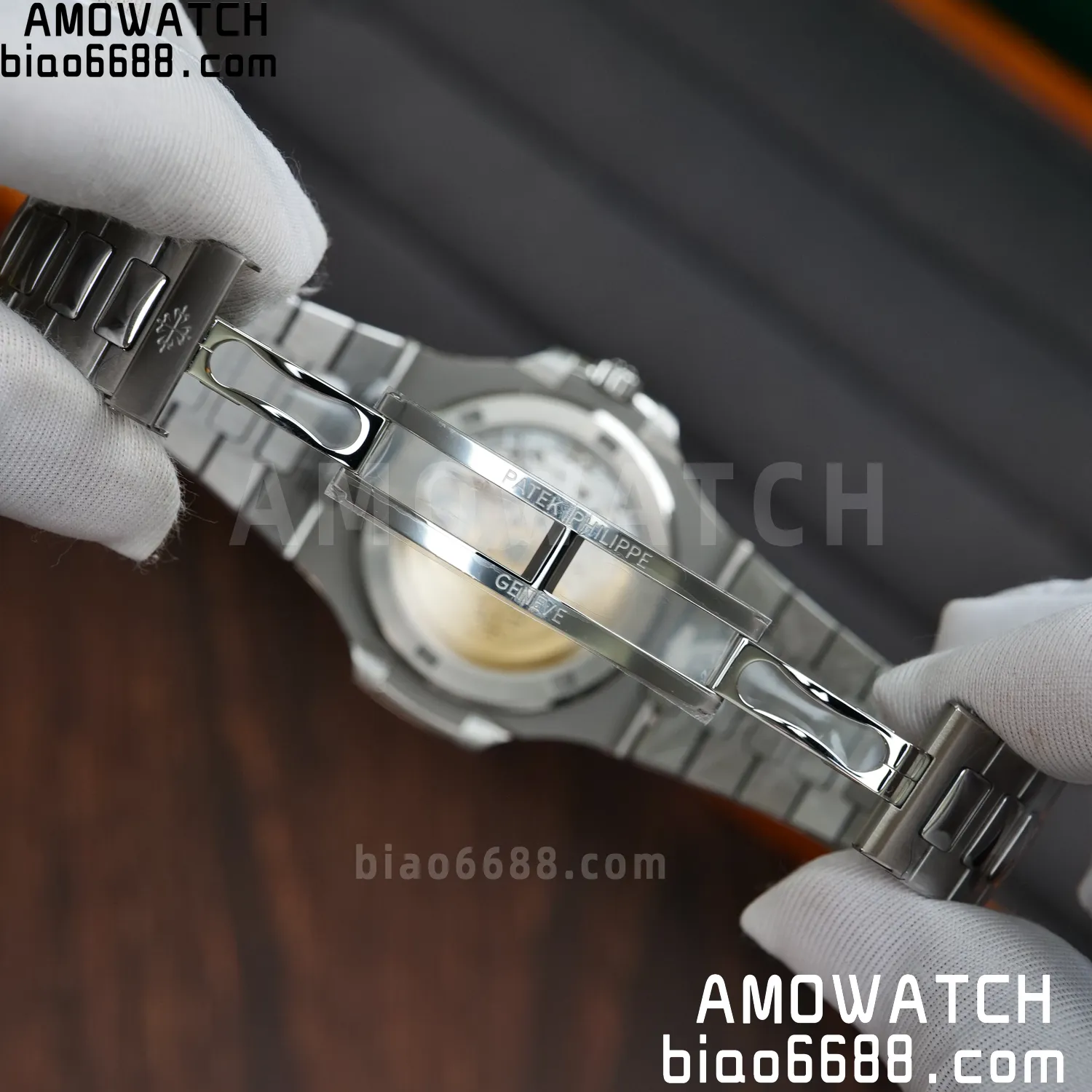 51c4edb6bc902f9 AMO Watch