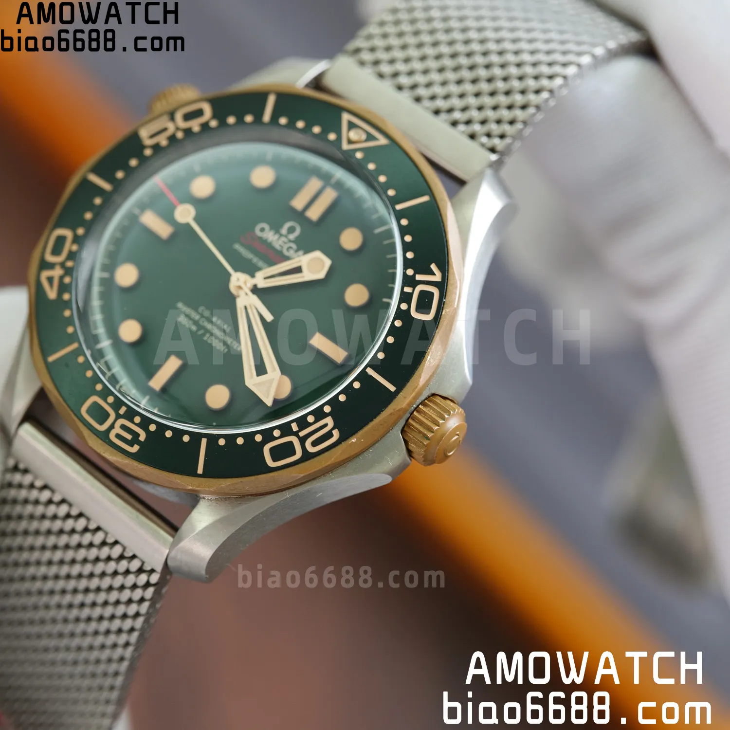 5a48556325f0438 AMO Watch