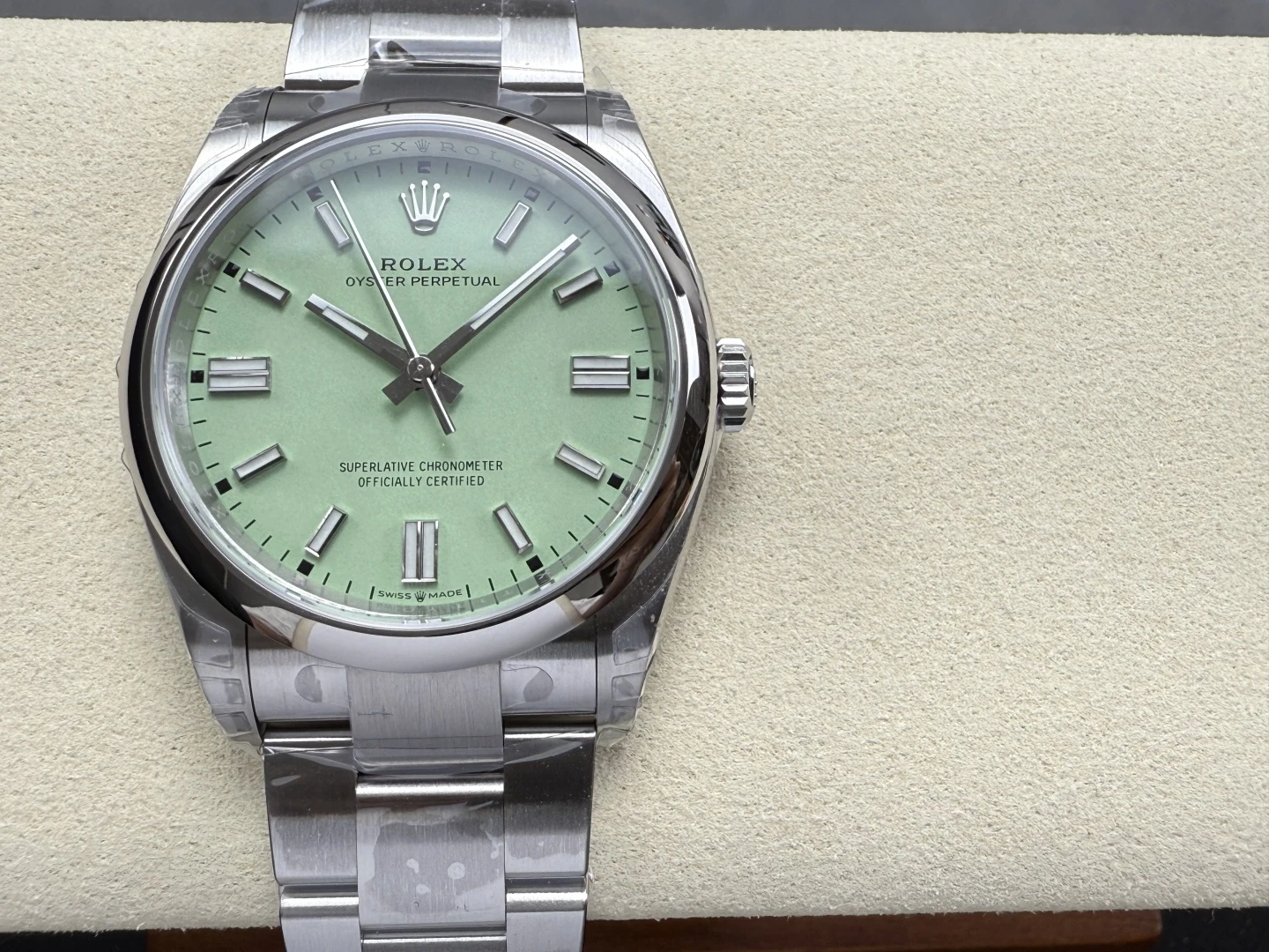 Rolex Oyster Perpetual 126000 36mm VSF 1:1 Best Edition 904L Steel Vanilla Green Dial on SS Bracelet 19 62754c1e964450f AMO Watch
