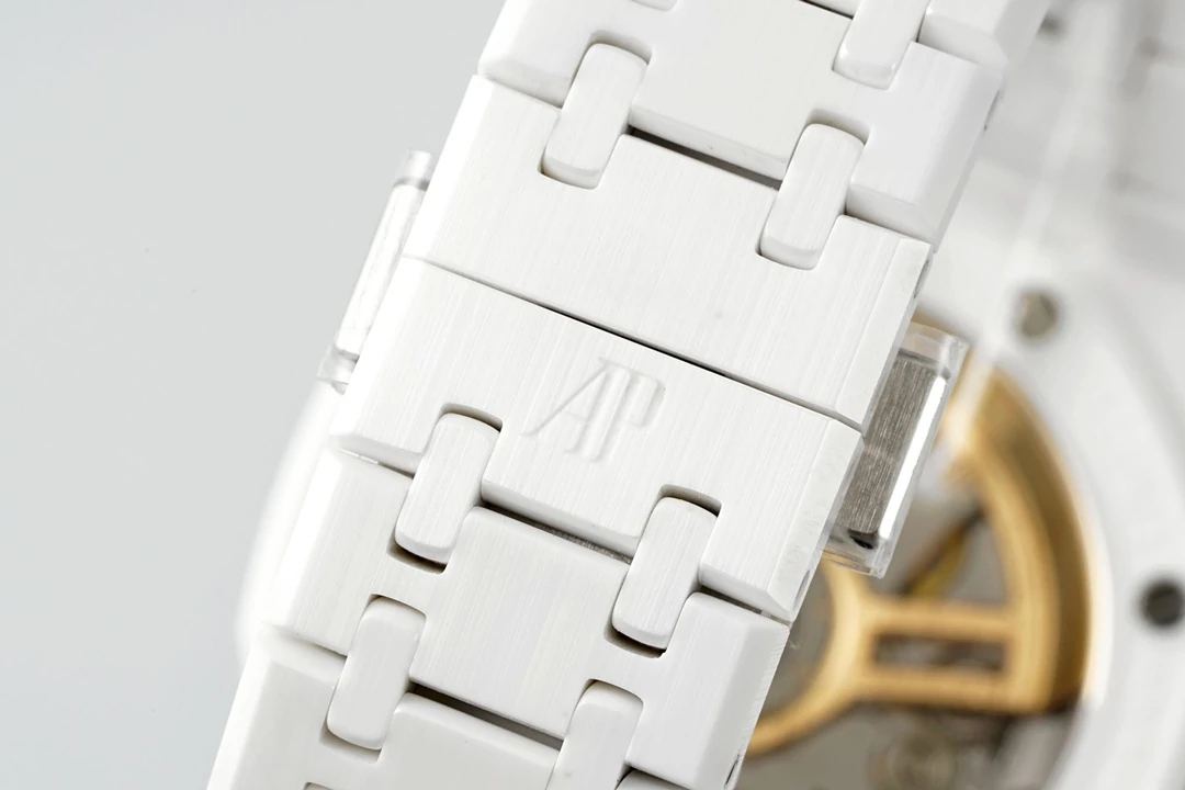 6ccef60885cb4c6 AMO Watch