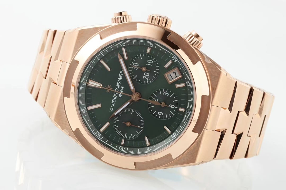 VC Overseas 5500V Chrono RG 8F 1:1 Best Edition Green Dial on Green Rubber Strap A5200 22 6fd4dadb19e4d48 AMO Watch