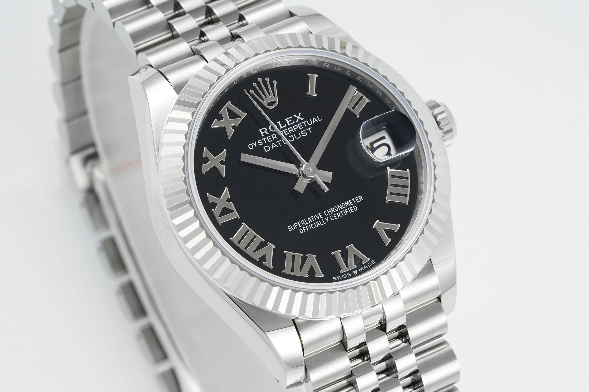 728b773f8dec92a AMO Watch