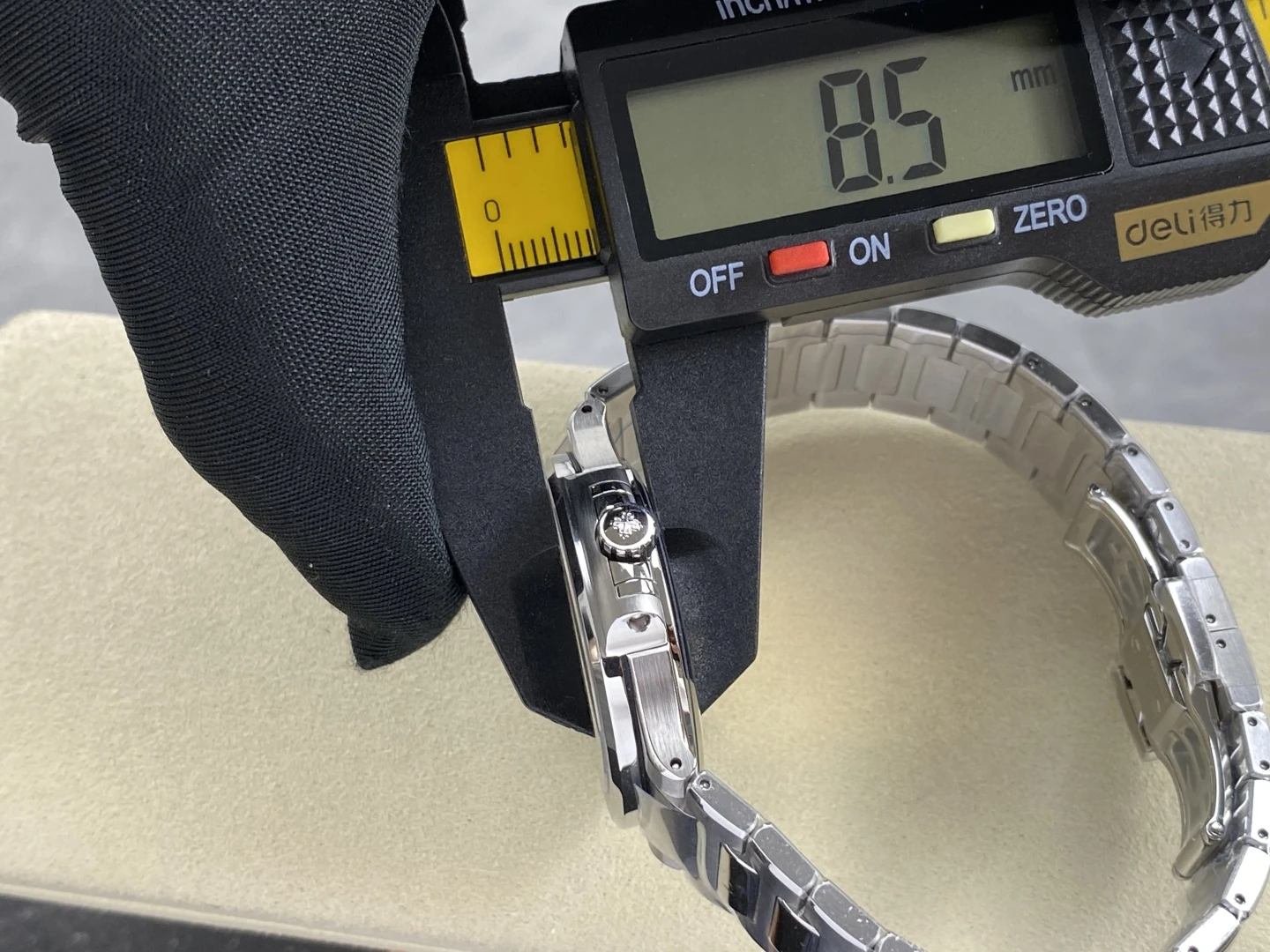 PP Nautilus 7118 Ladies DDF 1:1 Best Edition White Dial on SS Bracelet A324 Super Clone 65 794c5bfb51b412d AMO Watch