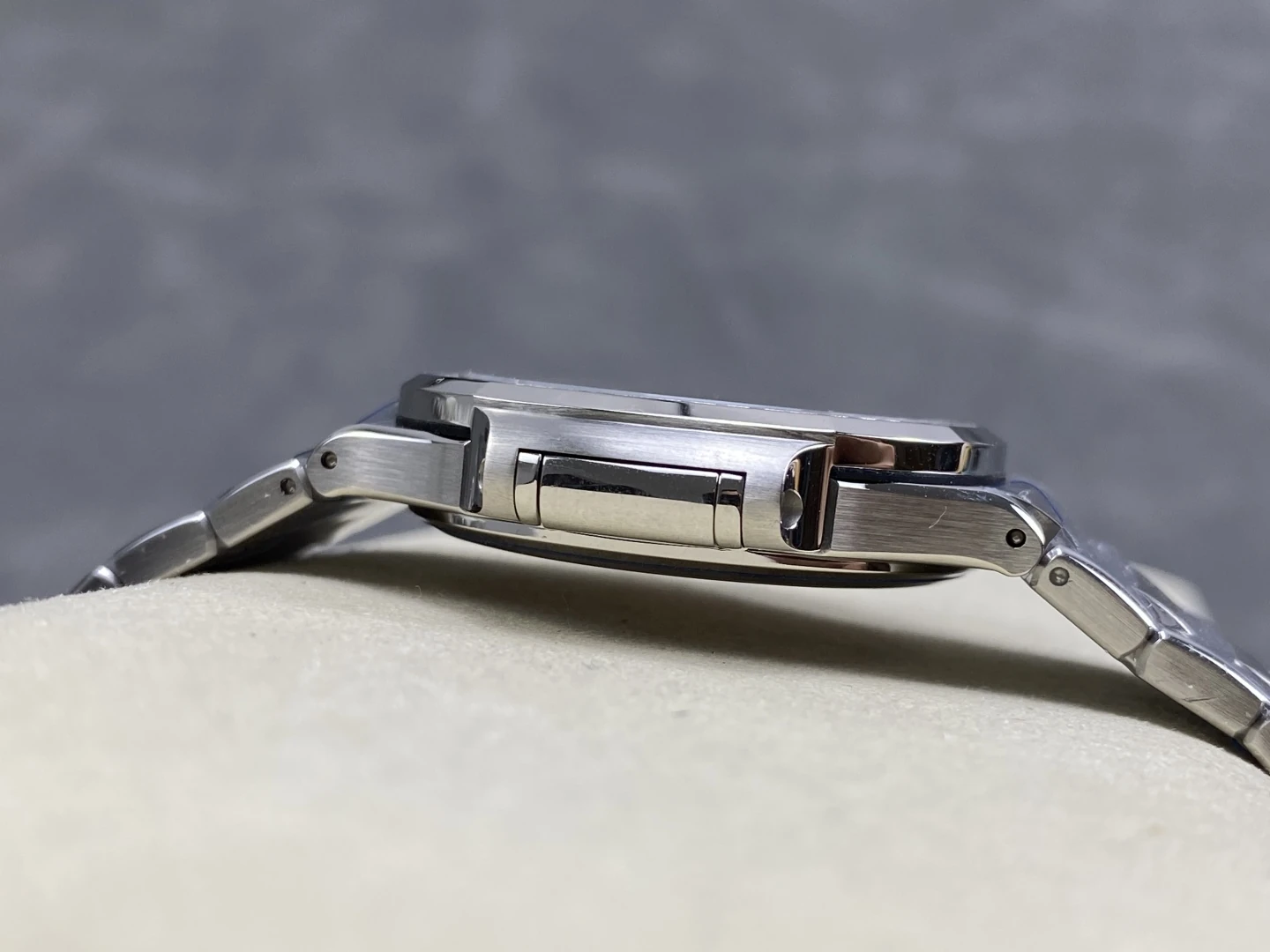 PP Nautilus 7118 Ladies DDF 1:1 Best Edition White Dial Diamonds Bezel on SS Bracelet A324 Super Clone 30 79a4051cf614185 AMO Watch