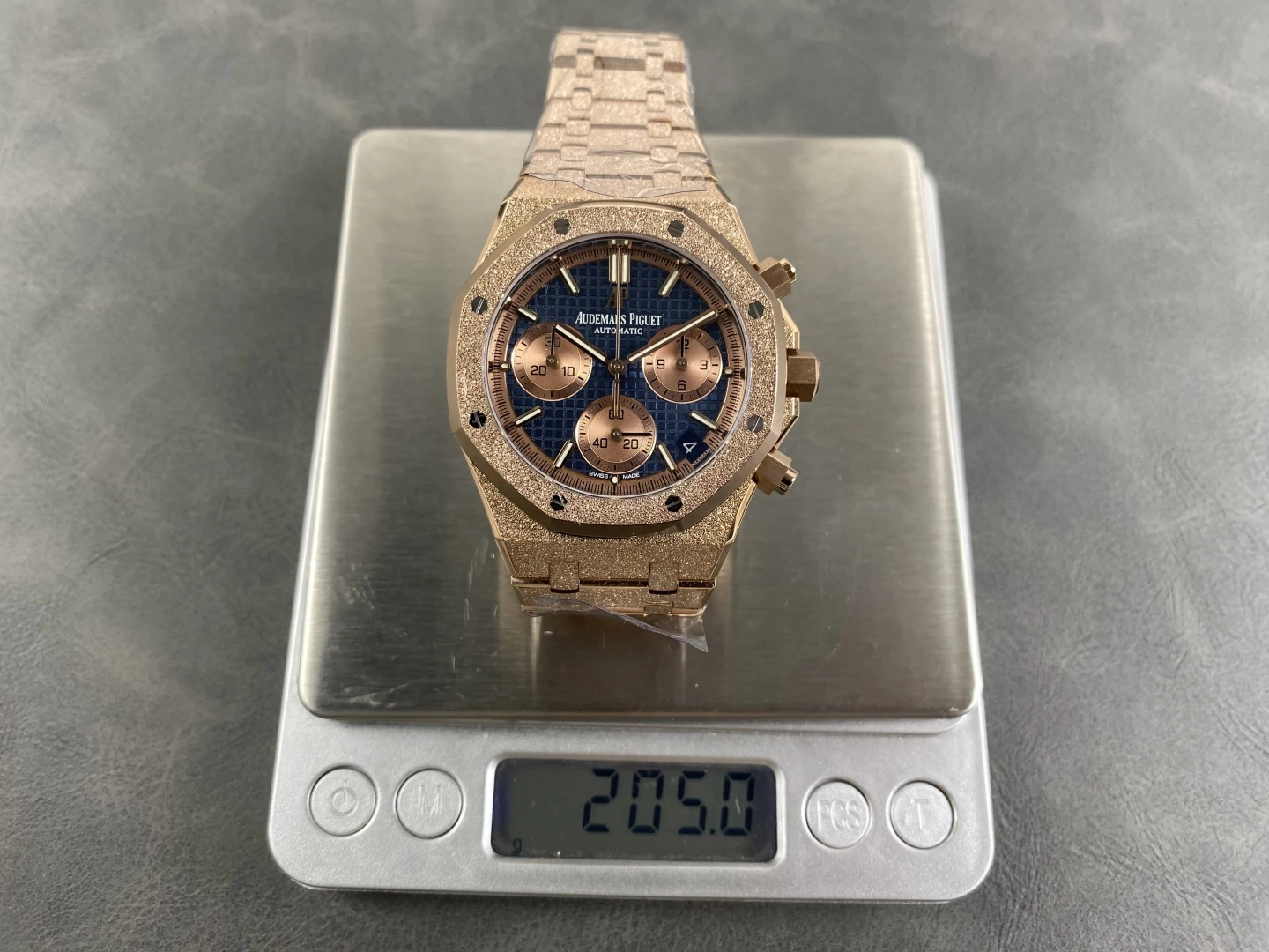 Royal Oak Chrono 26240 Frosted RG DDF 1:1 Best Edition Blue Dial on RG Bracelet DD4401 Super Clone 27 8626dfa3e623277 AMO Watch