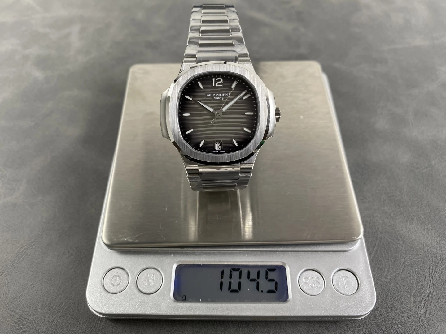 PP Nautilus 7118 Ladies DDF 1:1 Best Edition Gray Dial on SS Bracelet A324 Super Clone 41 8bd69c981fa369e AMO Watch