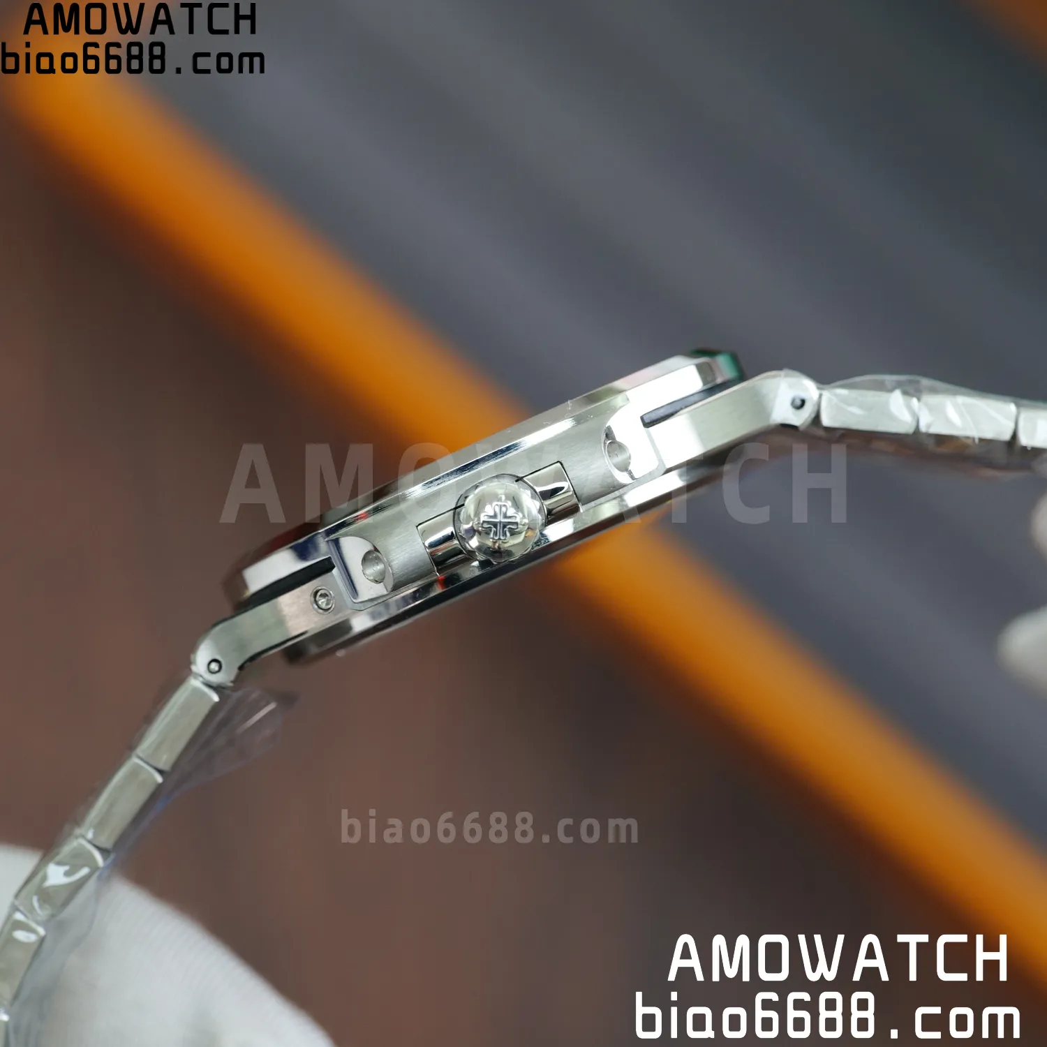 8e6c2dfc3f1eb57 AMO Watch