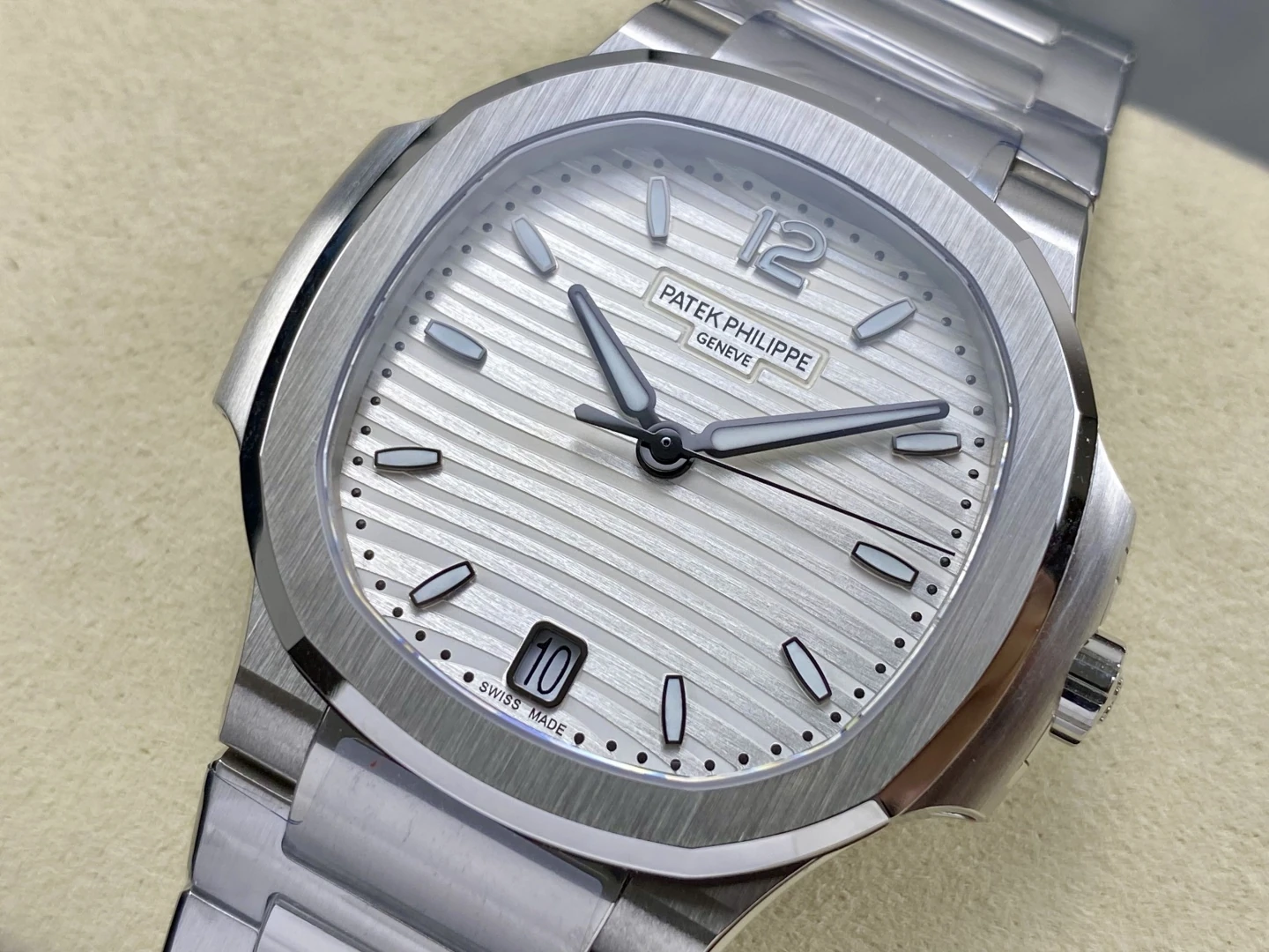 PP Nautilus 7118 Ladies DDF 1:1 Best Edition White Dial on SS Bracelet A324 Super Clone 55 99c3304360d408d AMO Watch