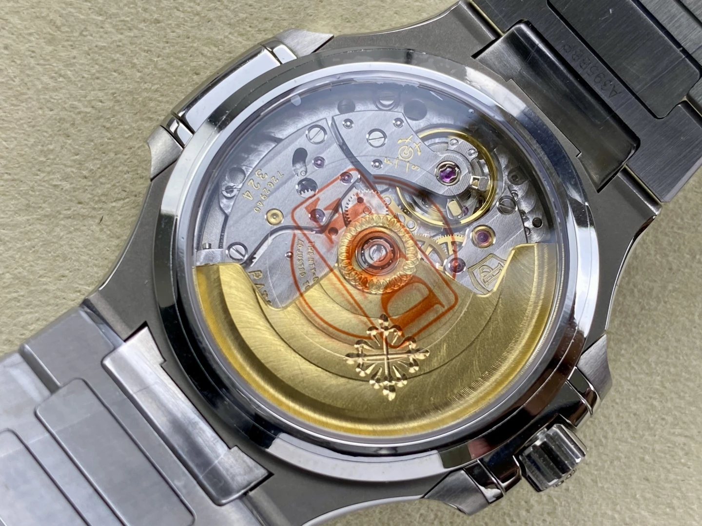 PP Nautilus 7118 Ladies DDF 1:1 Best Edition White Dial Diamonds Bezel on SS Bracelet A324 Super Clone 32 99f3b201615b49d AMO Watch