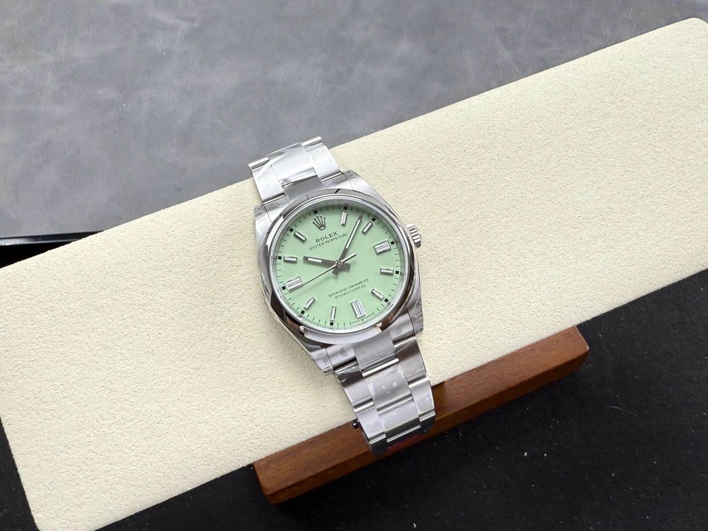 Rolex Oyster Perpetual 126000 36mm VSF 1:1 Best Edition 904L Steel Vanilla Green Dial on SS Bracelet 22 a25997afc3df264 AMO Watch