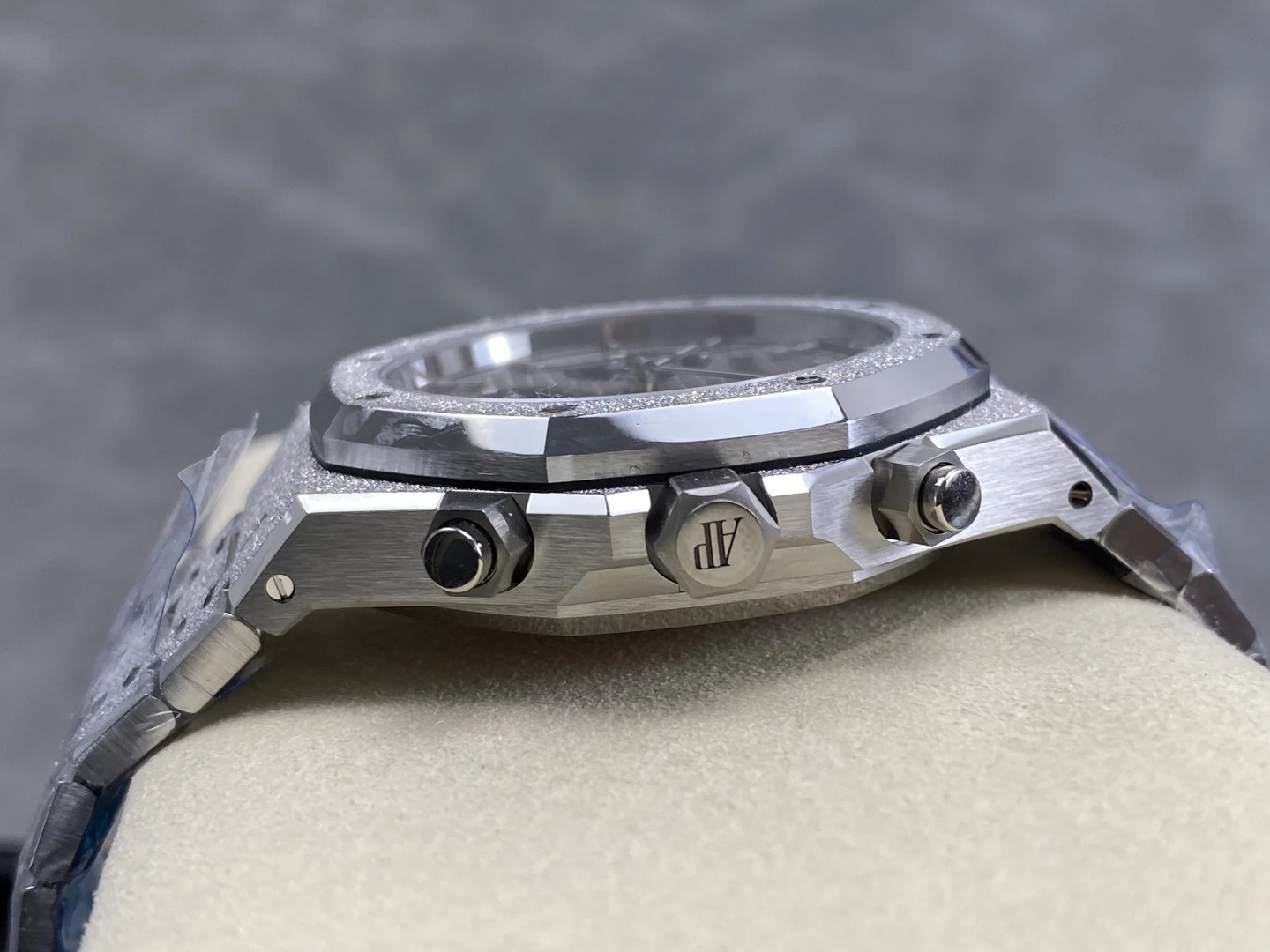 Royal Oak Chrono 26240 Frosted SS DDF 1:1 Best Edition Gray/Black Dial on SS Bracelet DD4401 Super Clone 35 a3bbb9d076e1c53 AMO Watch