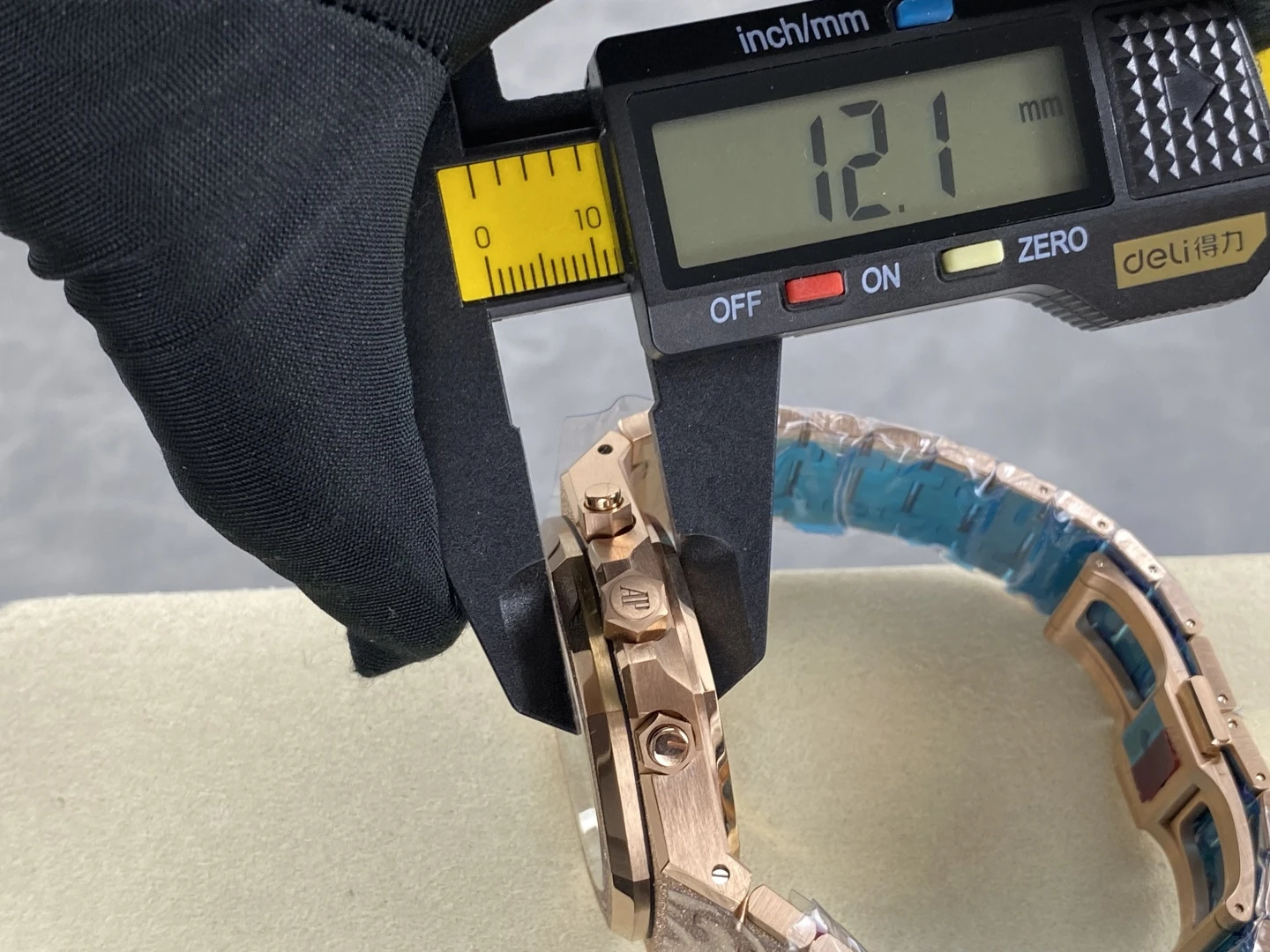 Royal Oak Chrono 26240 Frosted RG DDF 1:1 Best Edition Blue Dial on RG Bracelet DD4401 Super Clone 39 a982864bbfe1e60 AMO Watch