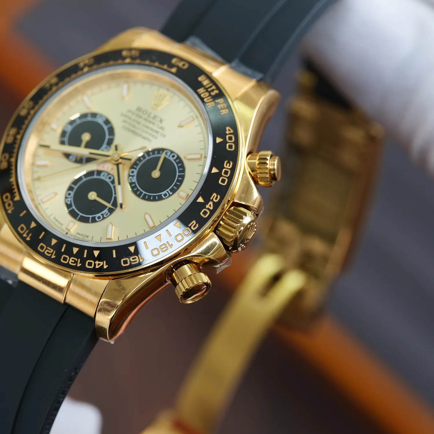 ccb8b5ae4059b45 阿默表行AmoWatch