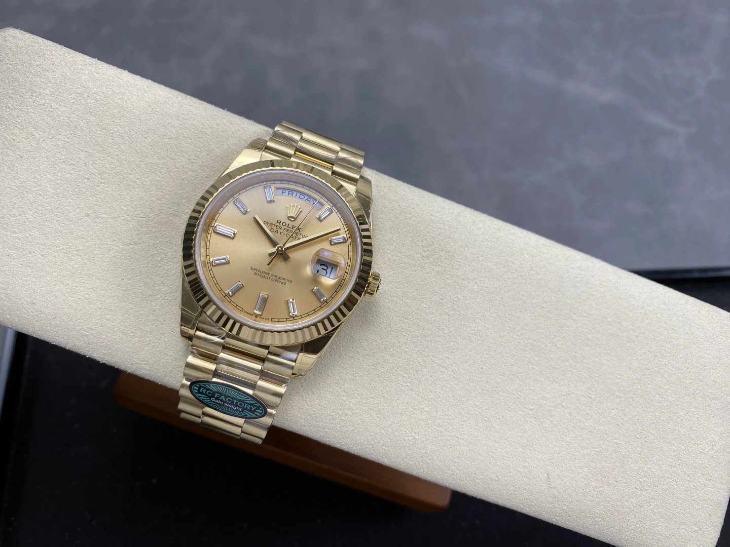 Rolex Day Date 40 YG 228238 RCF 1:1 Best Edition YG Dial on President Bracelet VR3255 (211g) 23 d2f7413ee39bc6d AMO Watch