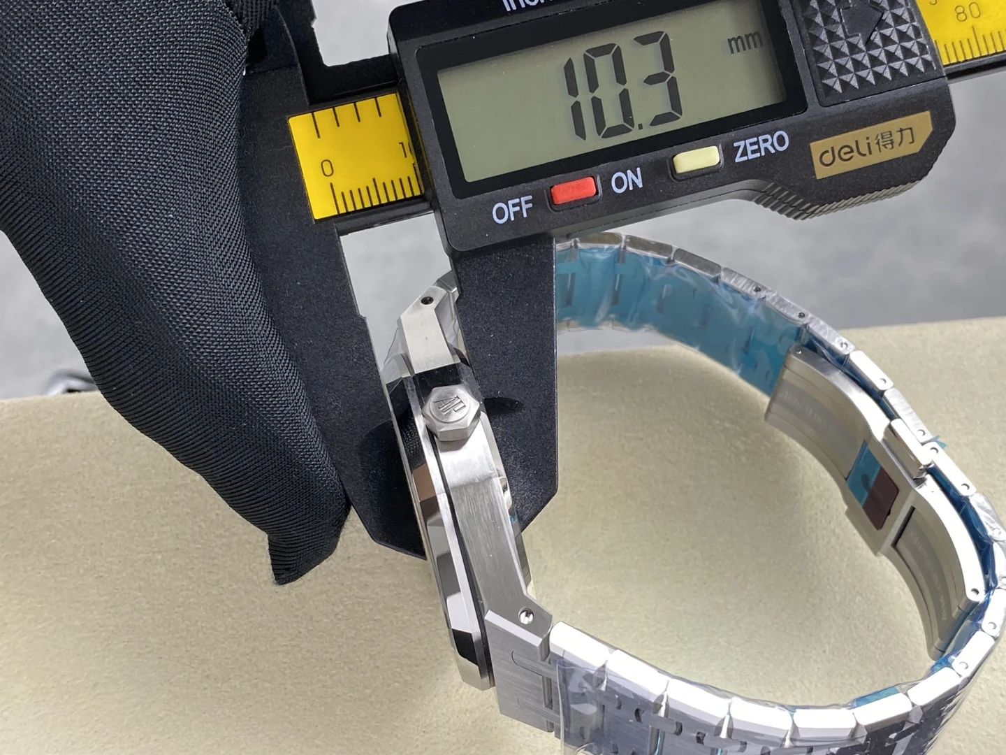 AP Royal Oak 15510 SS TOP 1:1 Best Edition Green Dial on SS Bracelet SA4302 Super Clone 35 dff3ad9b60be154 AMO Watch