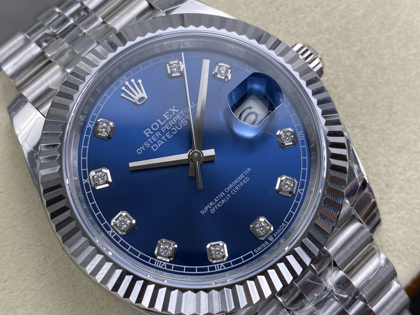 e007e2d9a5004cd AMO Watch