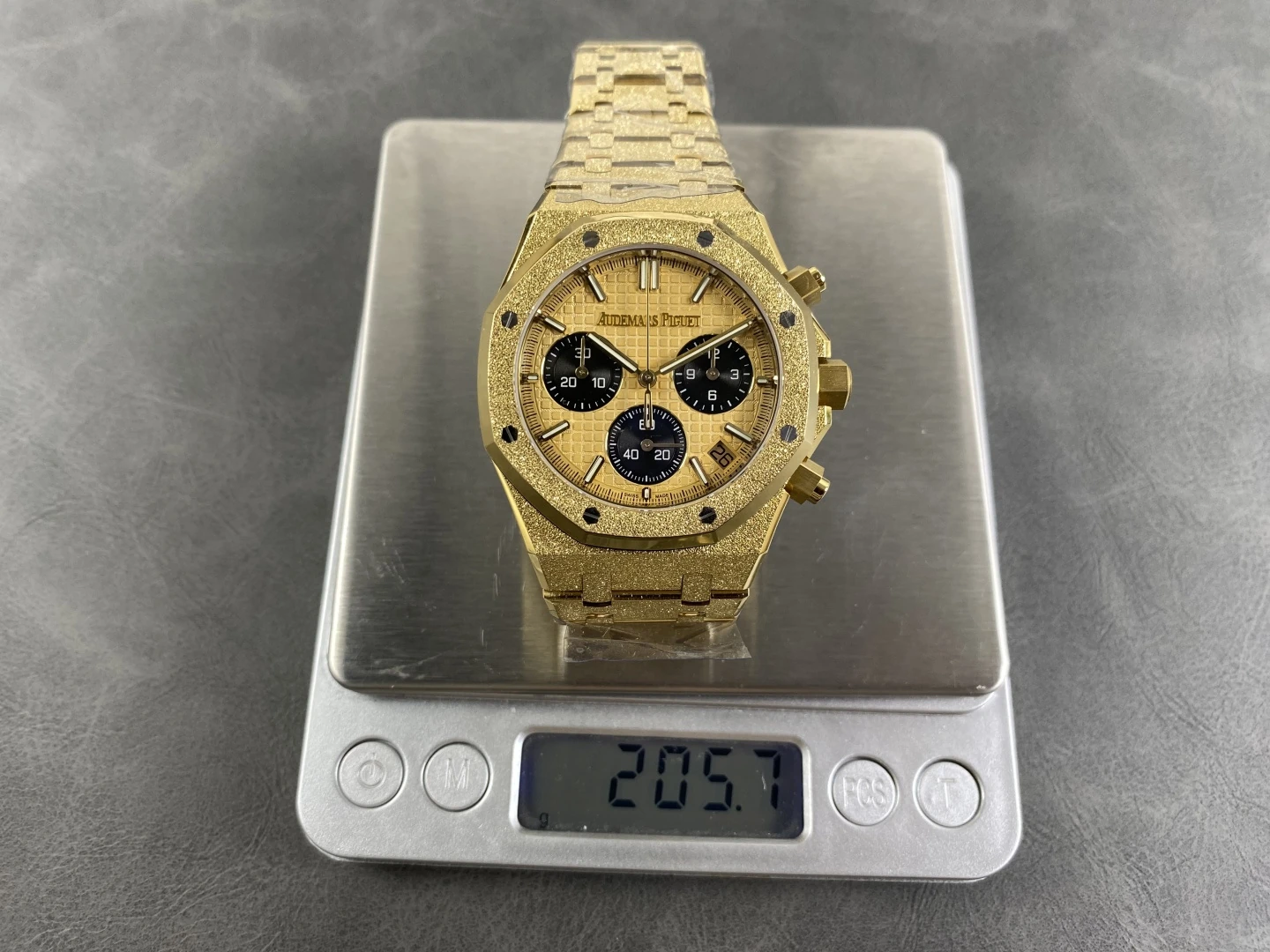 Royal Oak Chrono 26240 Frosted YG DDF 1:1 Best Edition YG Dial on YG Bracelet DD4401 Super Clone 27 e9eb293453ef819 AMO Watch