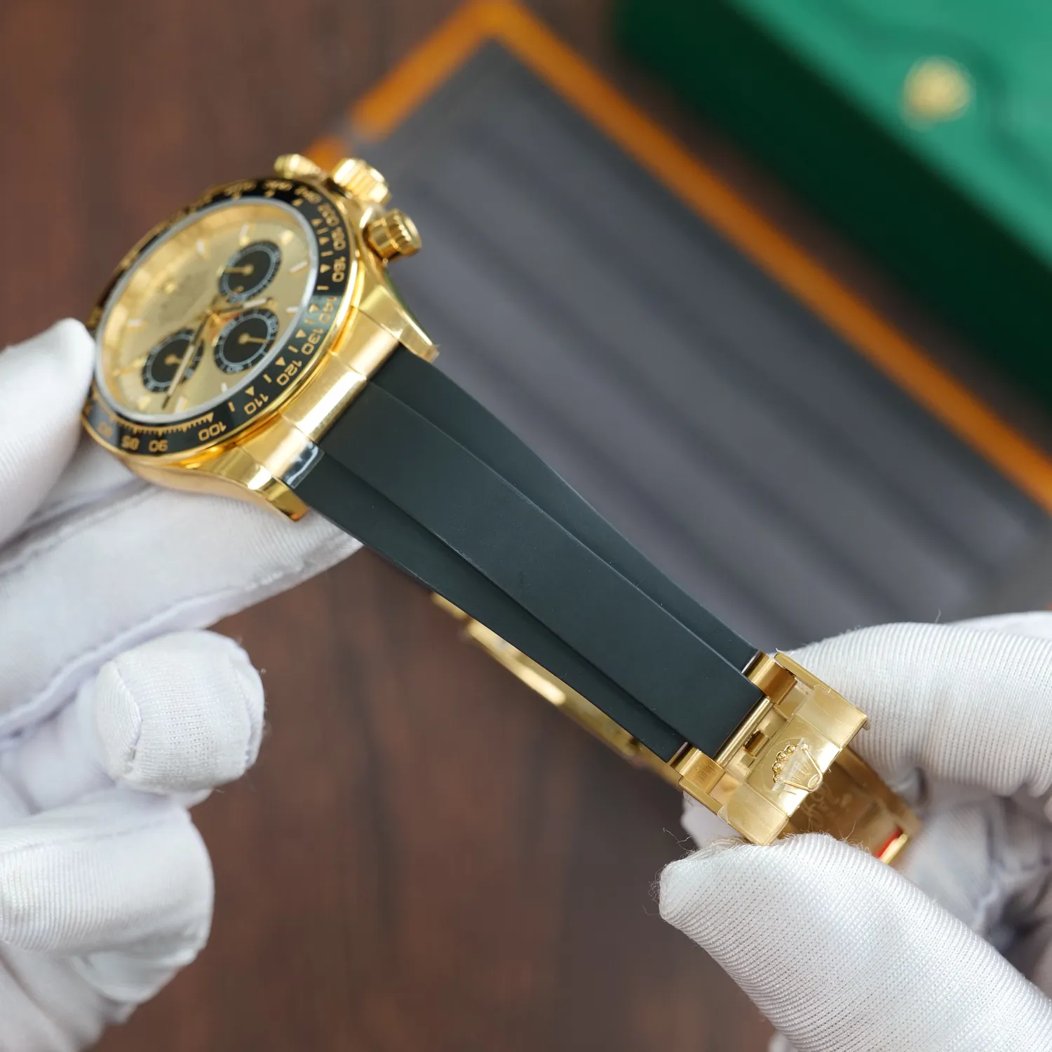 f75b29a59e66027 阿默表行AmoWatch