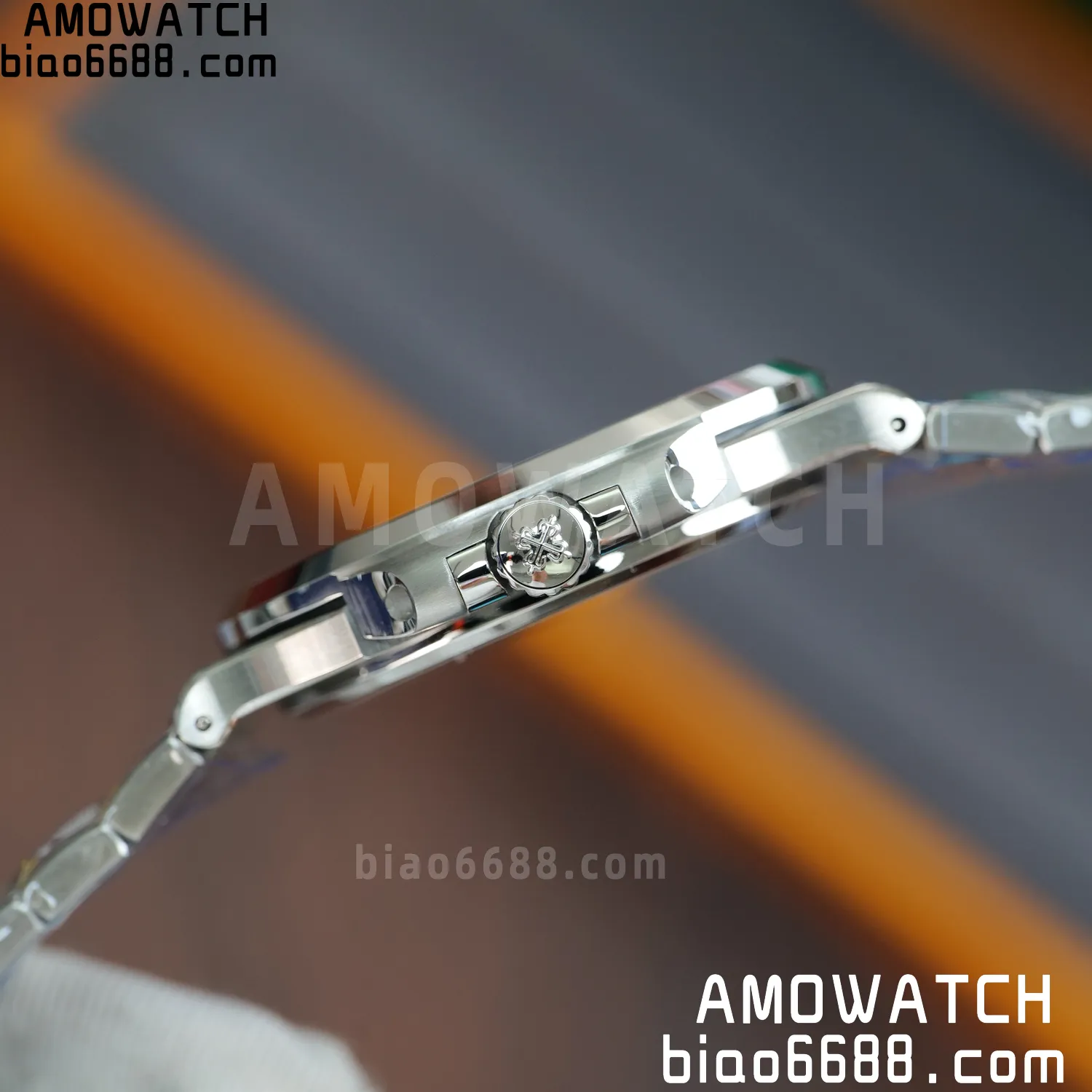 ff7e5b9e5cd97d8 AMO Watch