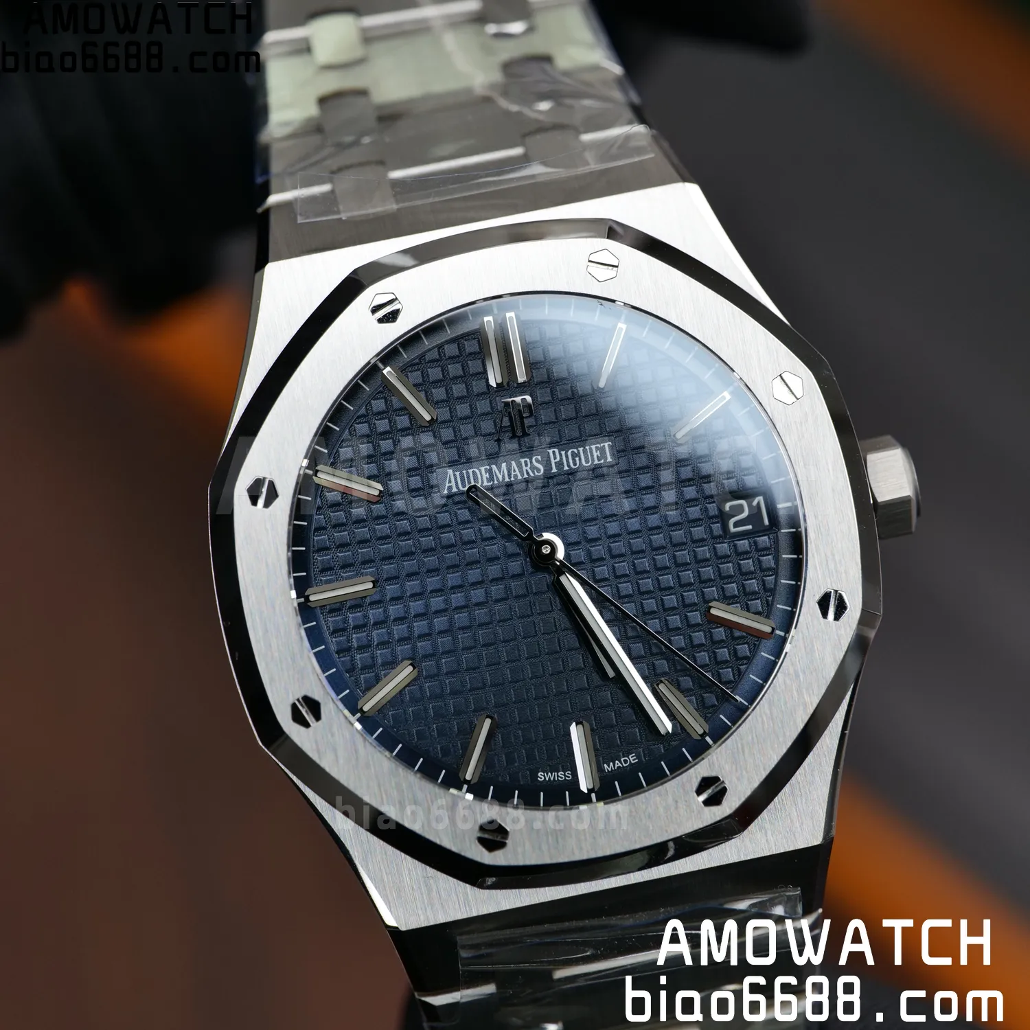 AP Royal Oak 41mm 15500 SS VSF1:1 Best Edition Blue Textured Dial on SS Bracelet A4302 Super Clone 95 0220bf06e87f6a0 AMO Watch