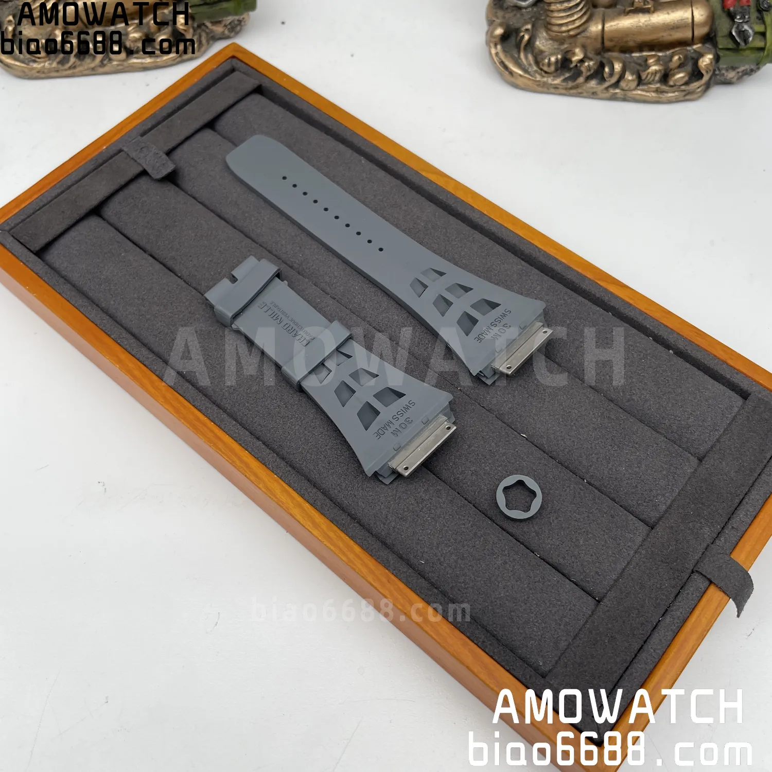 RICHARD MILLE Shark Fin Strap 54 041924d4a8d51fb AMO Watch