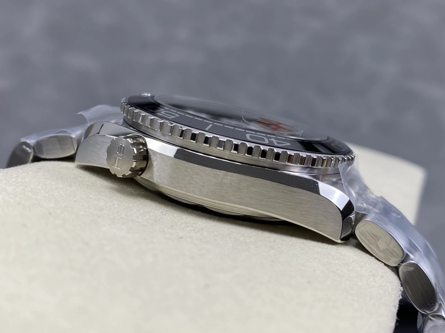 OMEGA Seamaster 39.5mm VSF 1:1 Best Edition Black Dial on SS Bracelet VS8800 Super Clone V4 37 2a317d56677cda4 AMO Watch