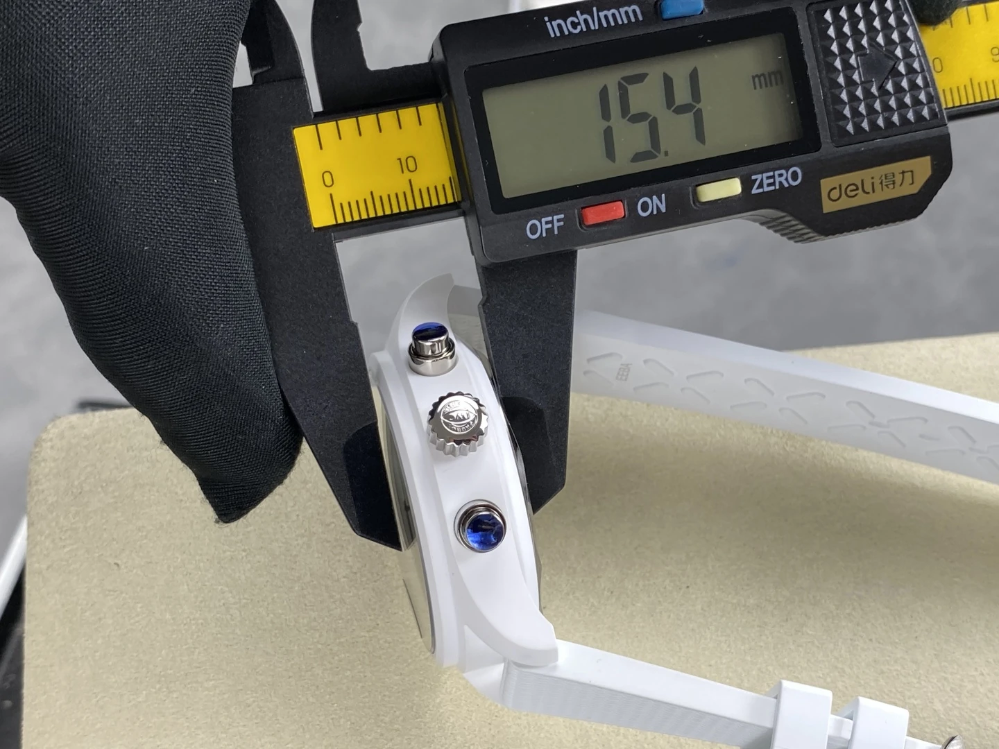 IWC Pilot Chrono IW389105 White Ceramic APSF 1:1 Best Edition Black Dial SA69385 Super Clone 41 2d02de40c0e7350 AMO Watch