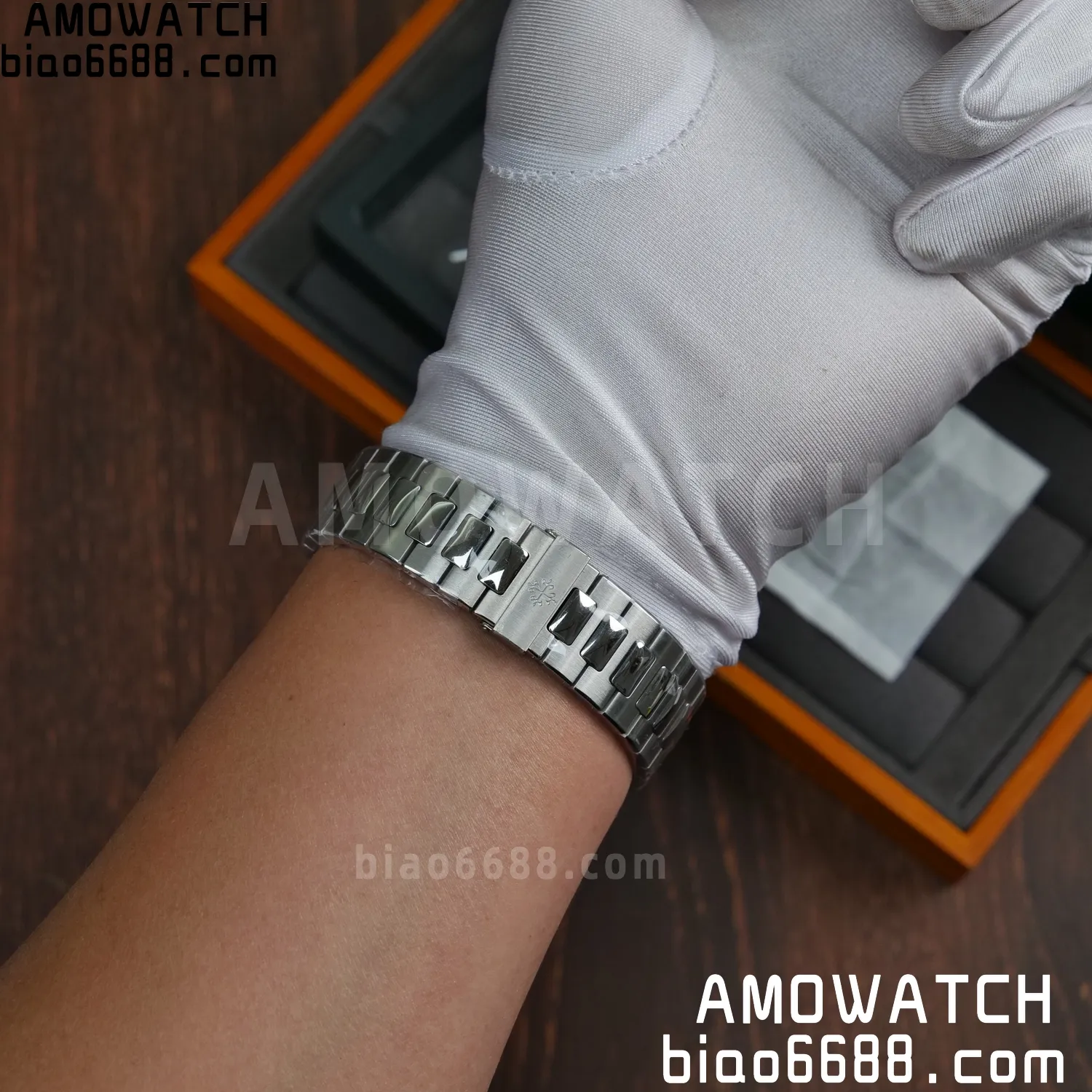 Custom Made PP Nautilus 5711 Tiffany Modified content :SW factory Tiffany Dial 、SW Pointer、DEEP crystal 86 3dc7a4747b2d022 阿默表行AmoWatch