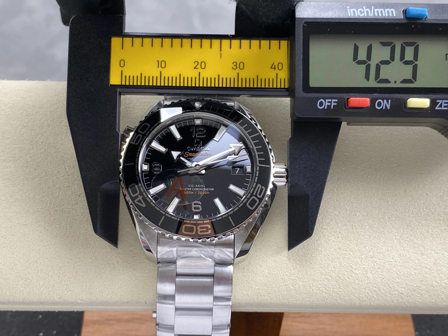 OMEGA Seamaster 39.5mm VSF 1:1 Best Edition Black Dial on SS Bracelet VS8800 Super Clone V4 44 44264ea0b635a11 AMO Watch