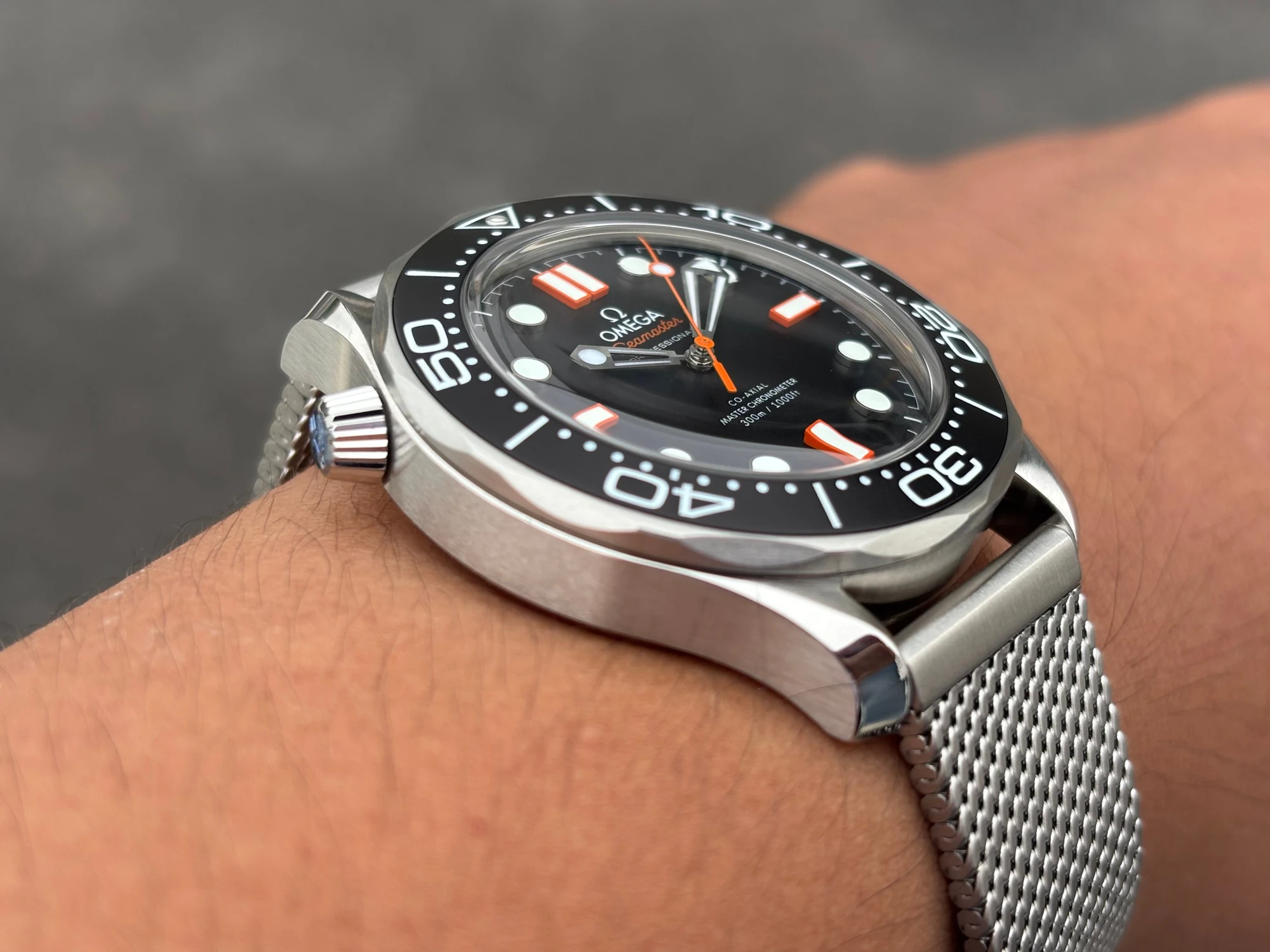 OMEGA Seamaster 300M Diver SS VSF 1:1 Best Edition Black/Orange Dial on SS Mesh Bracelet VS8806 Super Clone 51 4ac77fea9cb54ed AMO Watch