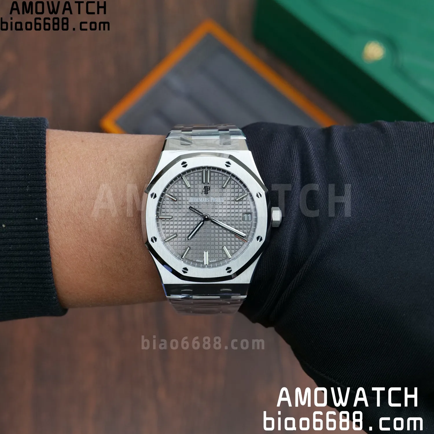 AP Royal Oak 41mm 15500 SS VSF1:1 Best Edition Grey Textured Dial on SS Bracelet A4302 Super Clone 70 5226fd10a3da25b AMO Watch