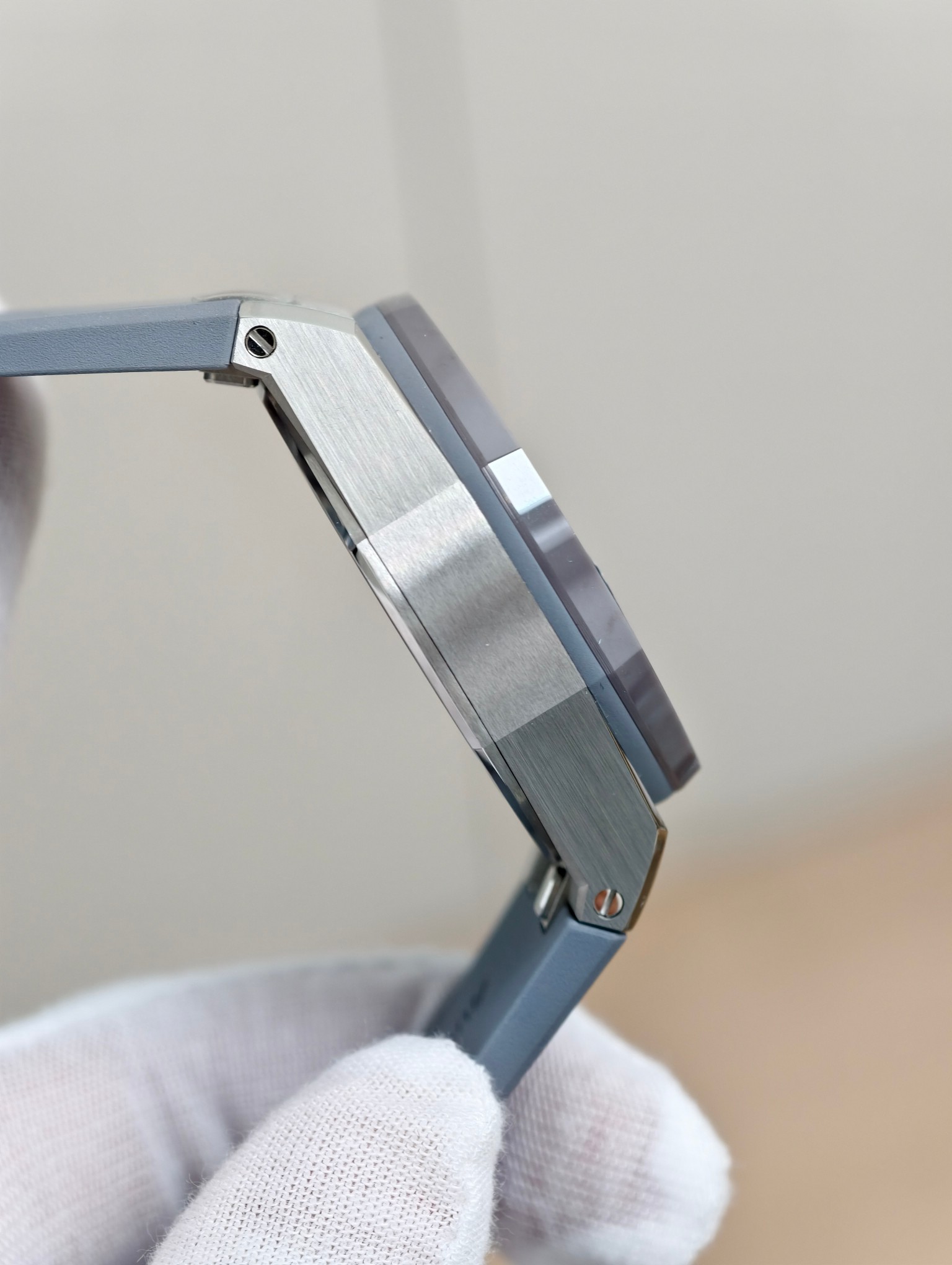 5c262bb64a98fa8 AMO Watch