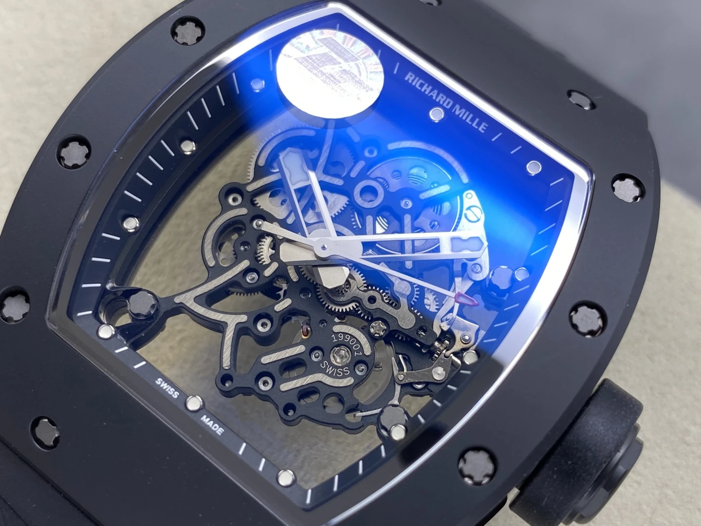 5c6448dd1065f72 AMO Watch