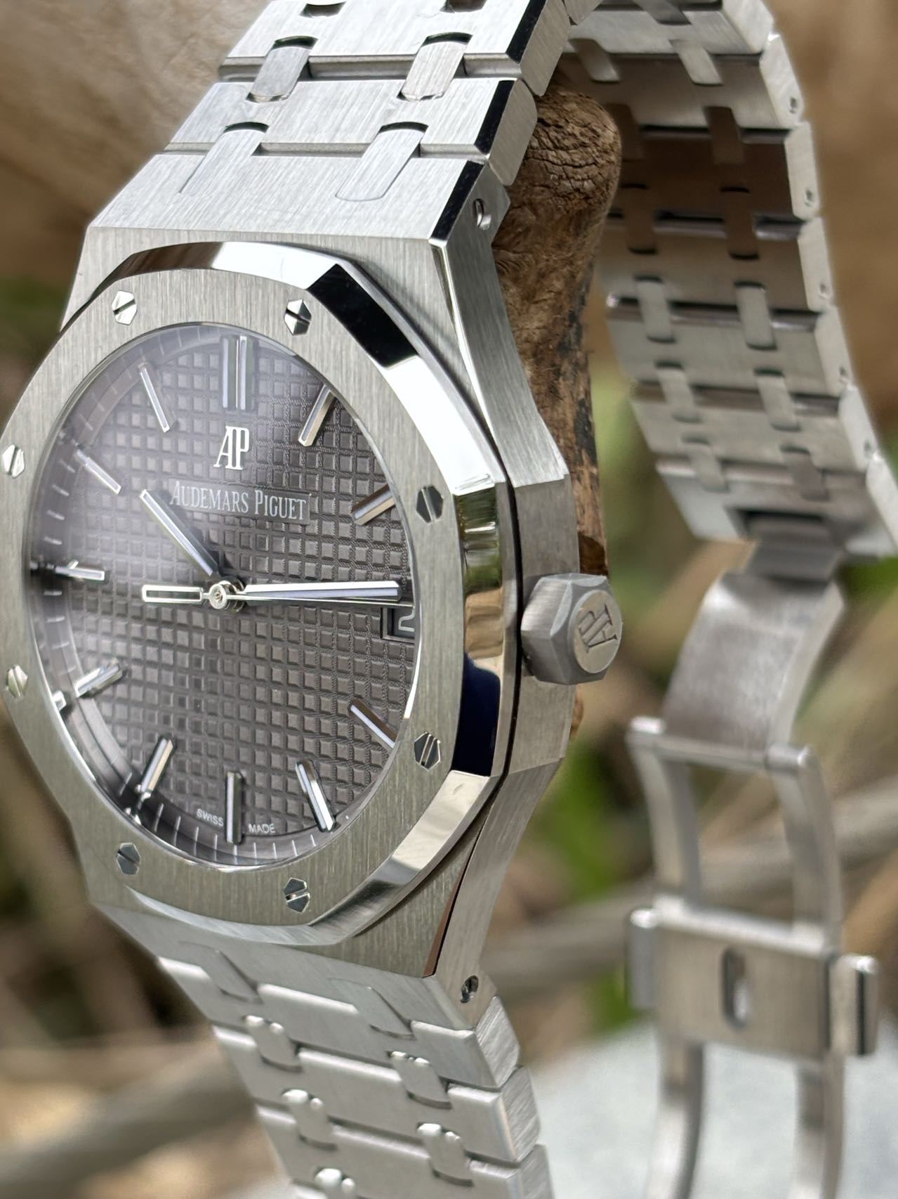 AP Royal Oak 41mm 15500 SS VSF1:1 Best Edition Grey Textured Dial on SS Bracelet A4302 Super Clone 39 6ce36827c668548 AMO Watch
