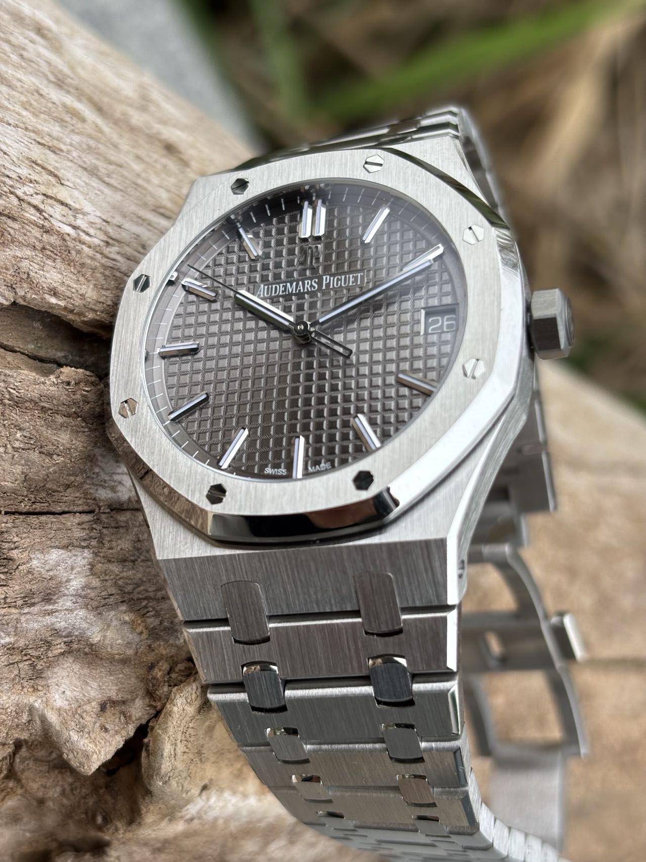 AP Royal Oak 41mm 15500 SS VSF1:1 Best Edition Grey Textured Dial on SS Bracelet A4302 Super Clone 41 82ee569d35449b9 AMO Watch