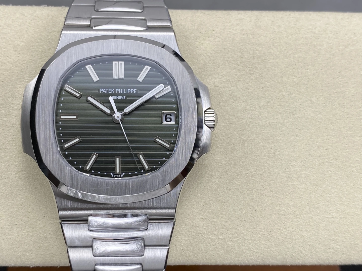 PP Nautilus 5711 DDF 1:1 Best Edition Green Dial on SS Bracelet DD330 Super Clone 22 872167262e2f828 AMO Watch