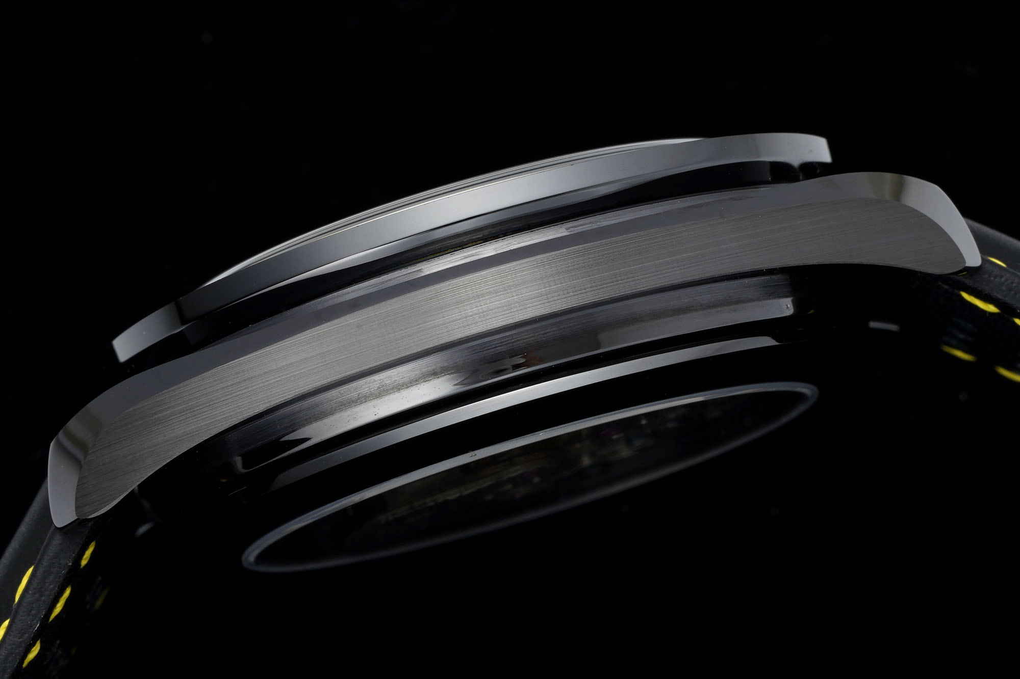 OMEGA Speedmaster Team Alinghi Black Ceramic BLSF Best Edition on Leather Strap Manual Winding Movement 25 99ce2017bc6881e AMO Watch