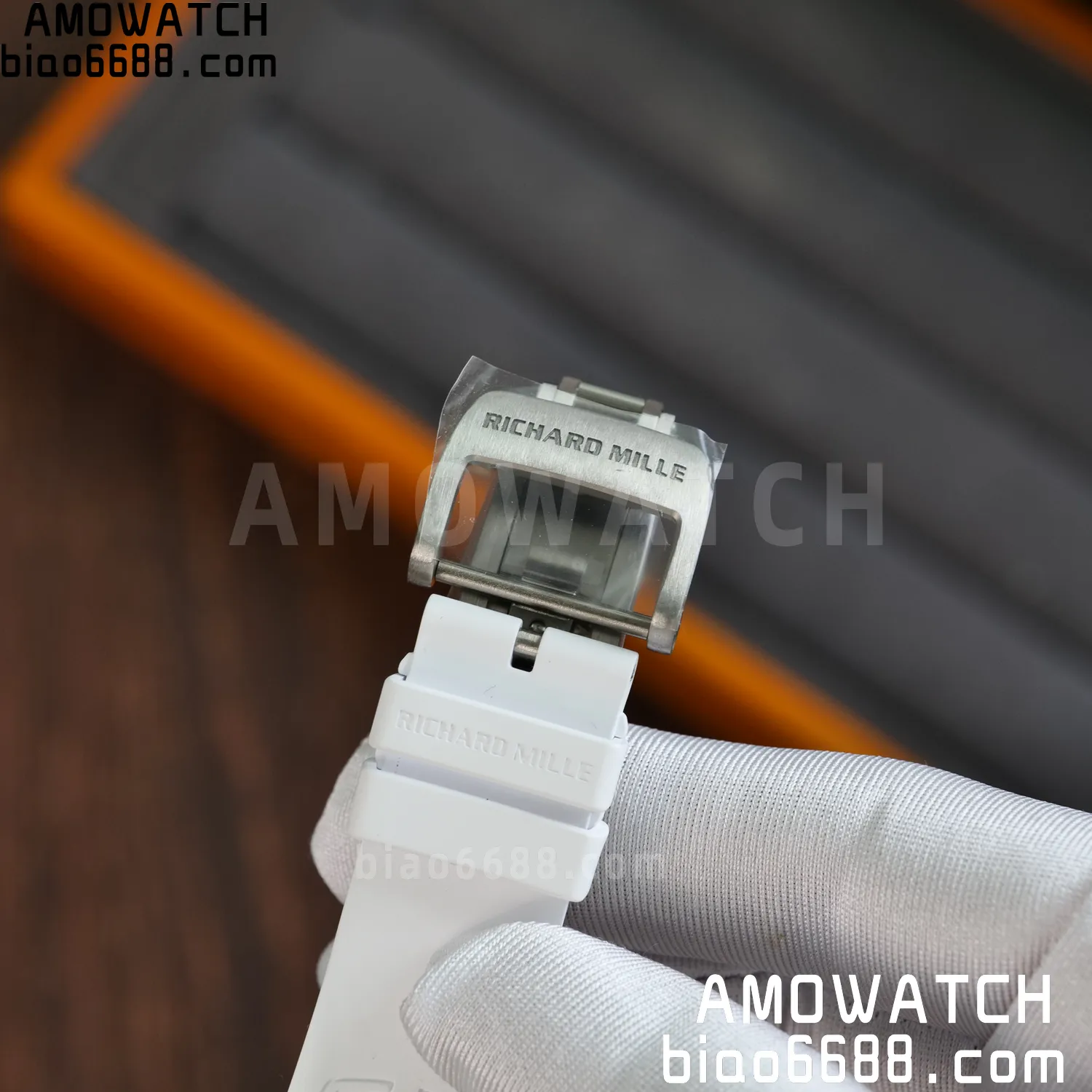 RM055 White Ceramic UMI 1:1 Best Edition on Shark Rubber Strap RMUL2 Free Sprung 82 9ccbb8b91104dad AMO Watch