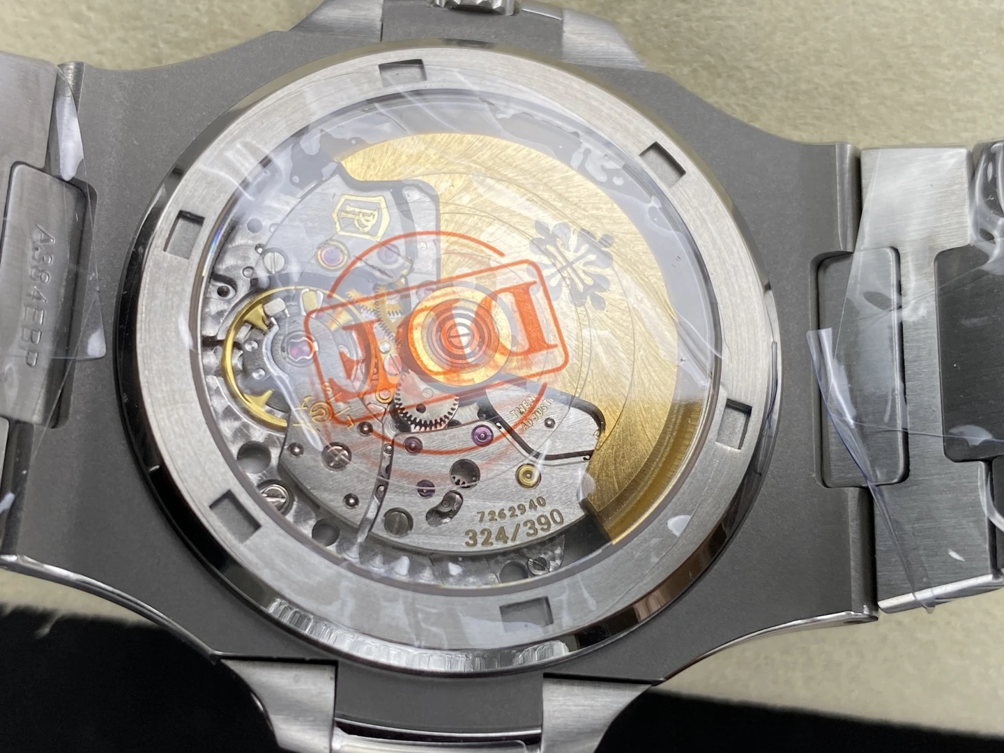 PP Nautilus 5711 DDF 1:1 Best Edition Green Dial on SS Bracelet DD330 Super Clone 29 aa60d117b2924f0 AMO Watch