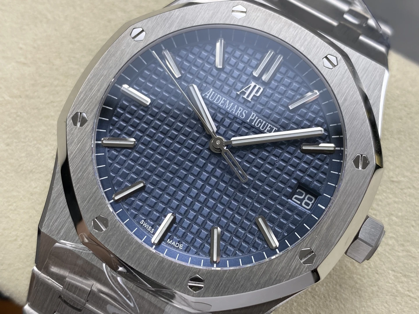 AP Royal Oak 41mm 15500 SS VSF1:1 Best Edition Blue Textured Dial on SS Bracelet A4302 Super Clone 29 ab4ee81ac3565b5 AMO Watch