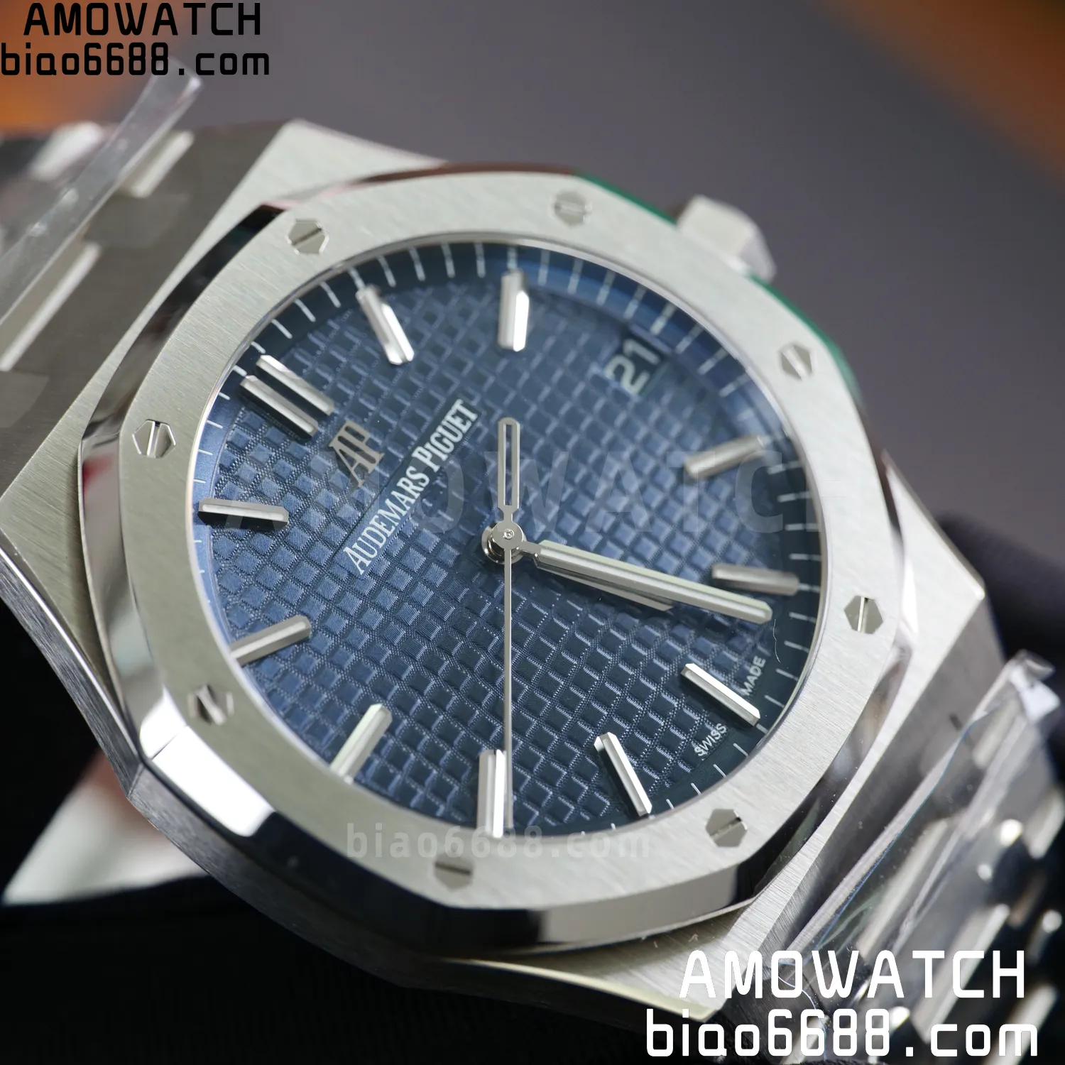AP Royal Oak 41mm 15500 SS VSF1:1 Best Edition Blue Textured Dial on SS Bracelet A4302 Super Clone 97 da5a9ae306f5bfd AMO Watch