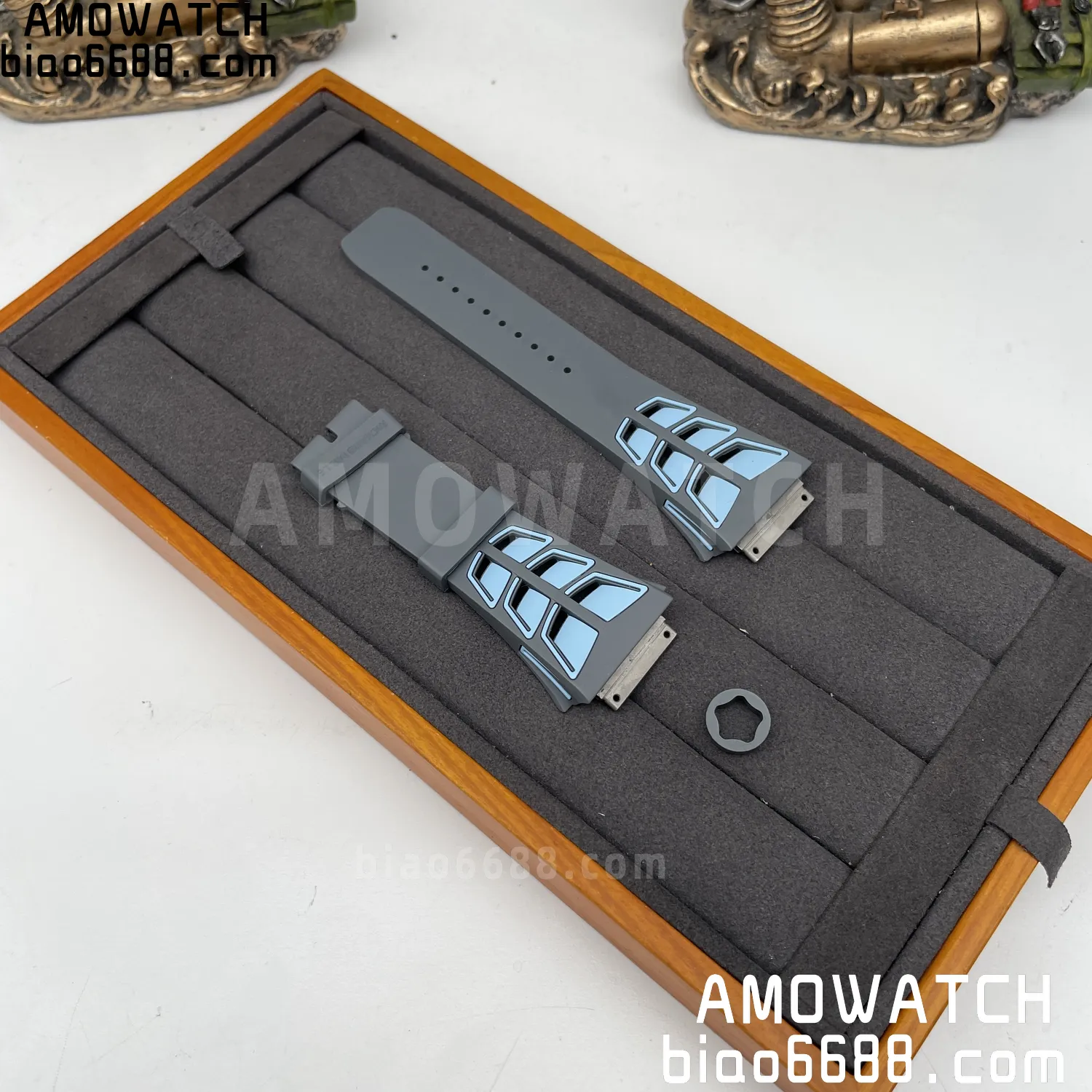 RICHARD MILLE Shark Fin Strap 53 e2831d9c558a814 AMO Watch